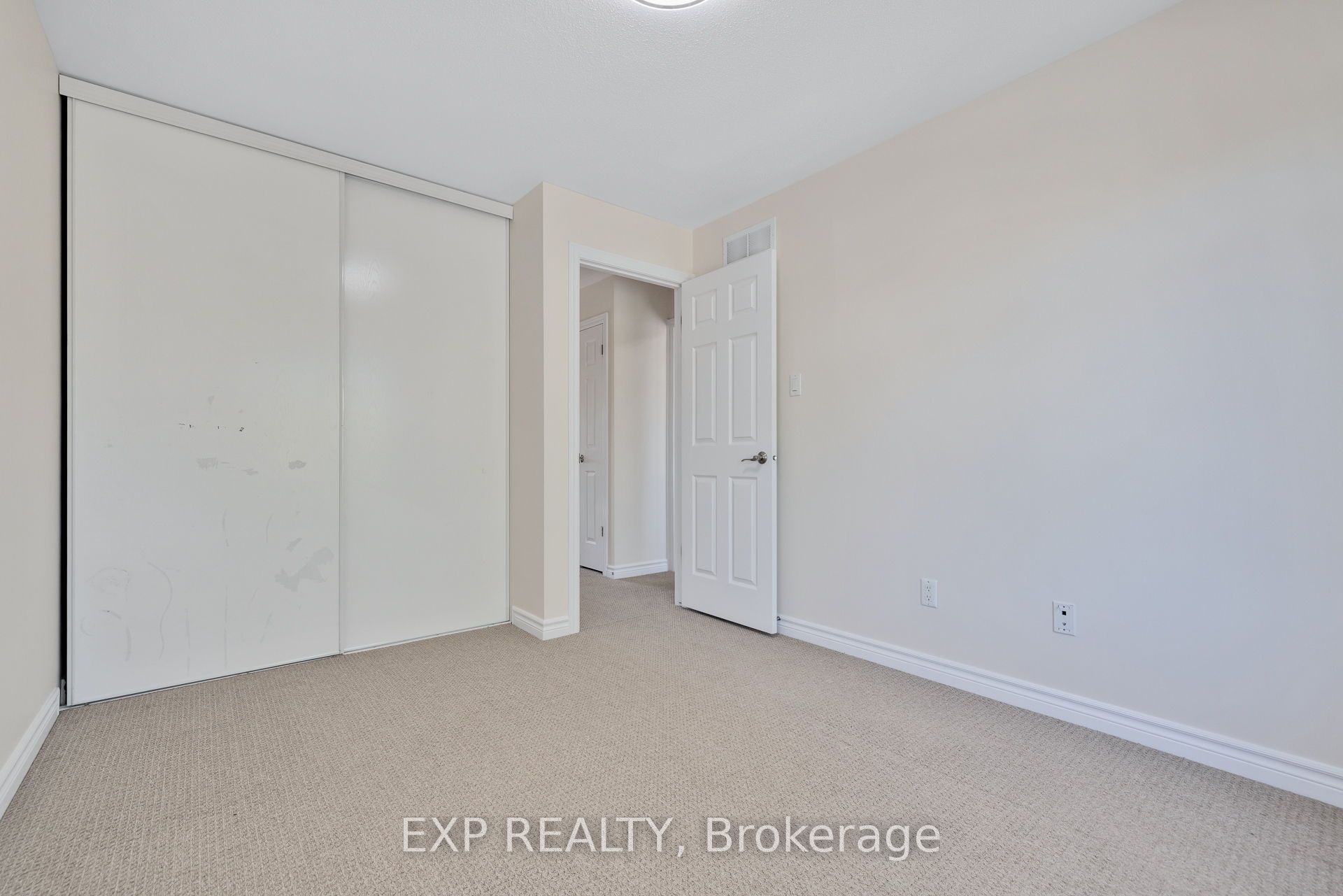 168 Garrity Crescent Property Photo 31