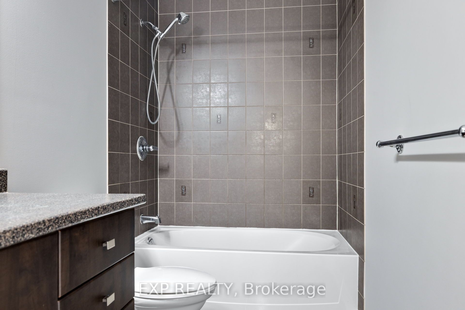 168 Garrity Crescent Property Photo 35