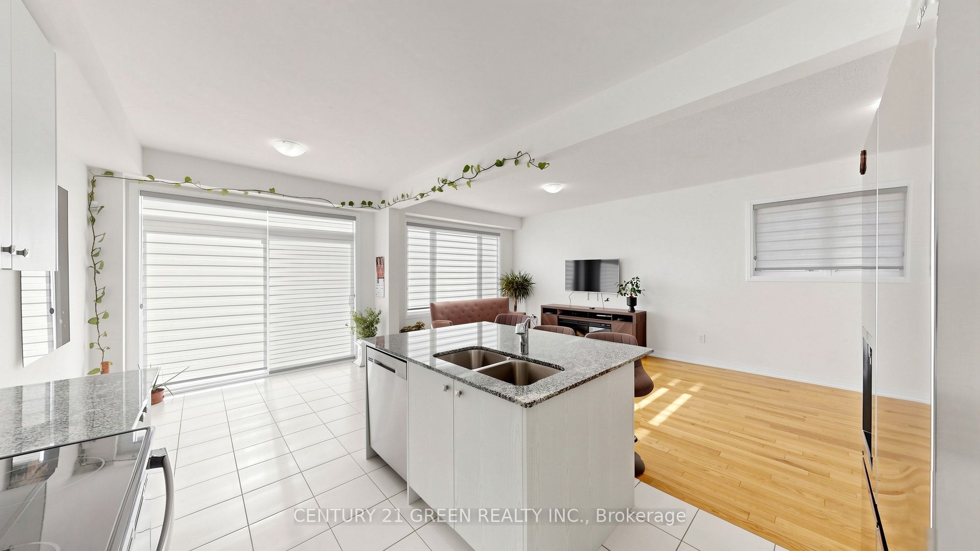 135 Fairey Crescent Property Photo 13