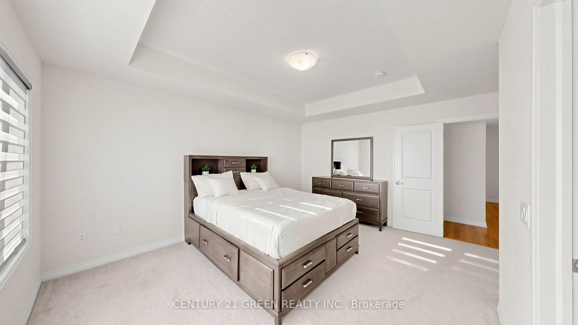 135 Fairey Crescent Property Photo 15