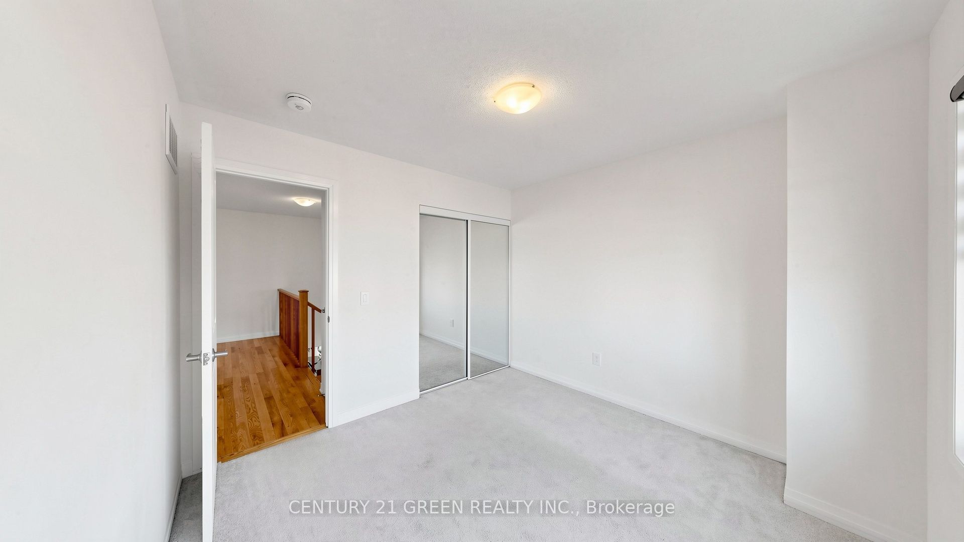 135 Fairey Crescent Property Photo 22