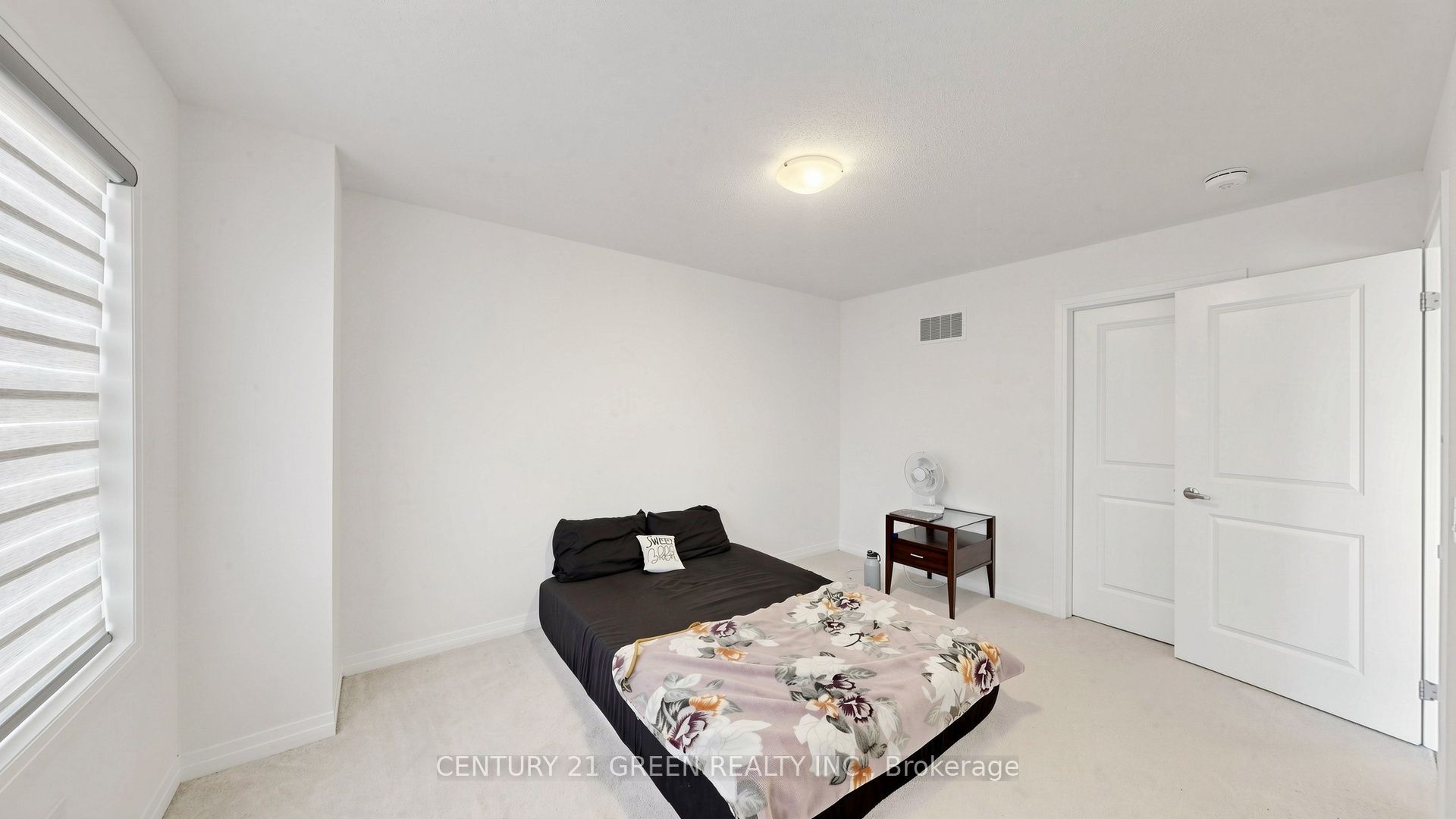 135 Fairey Crescent Property Photo 24