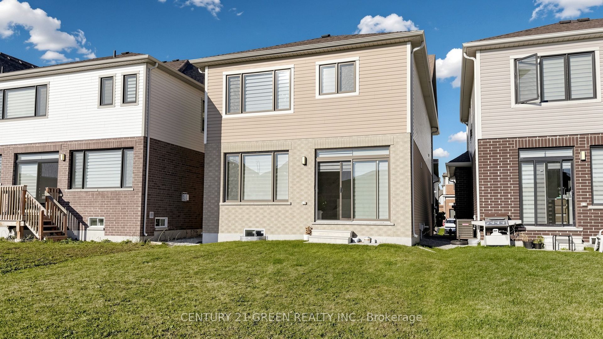 135 Fairey Crescent Property Photo 29