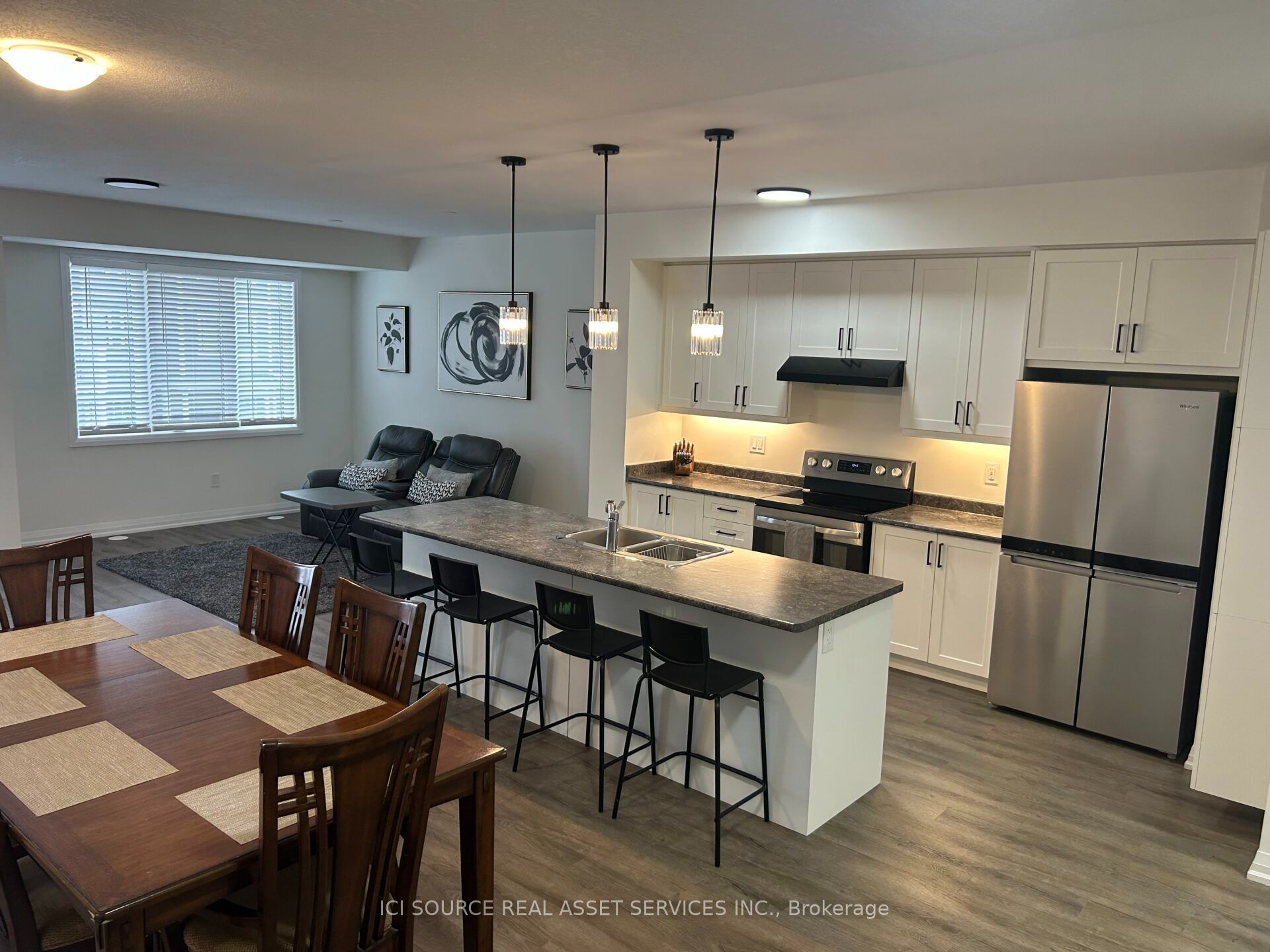 8 Kensington Road Property Photo 7