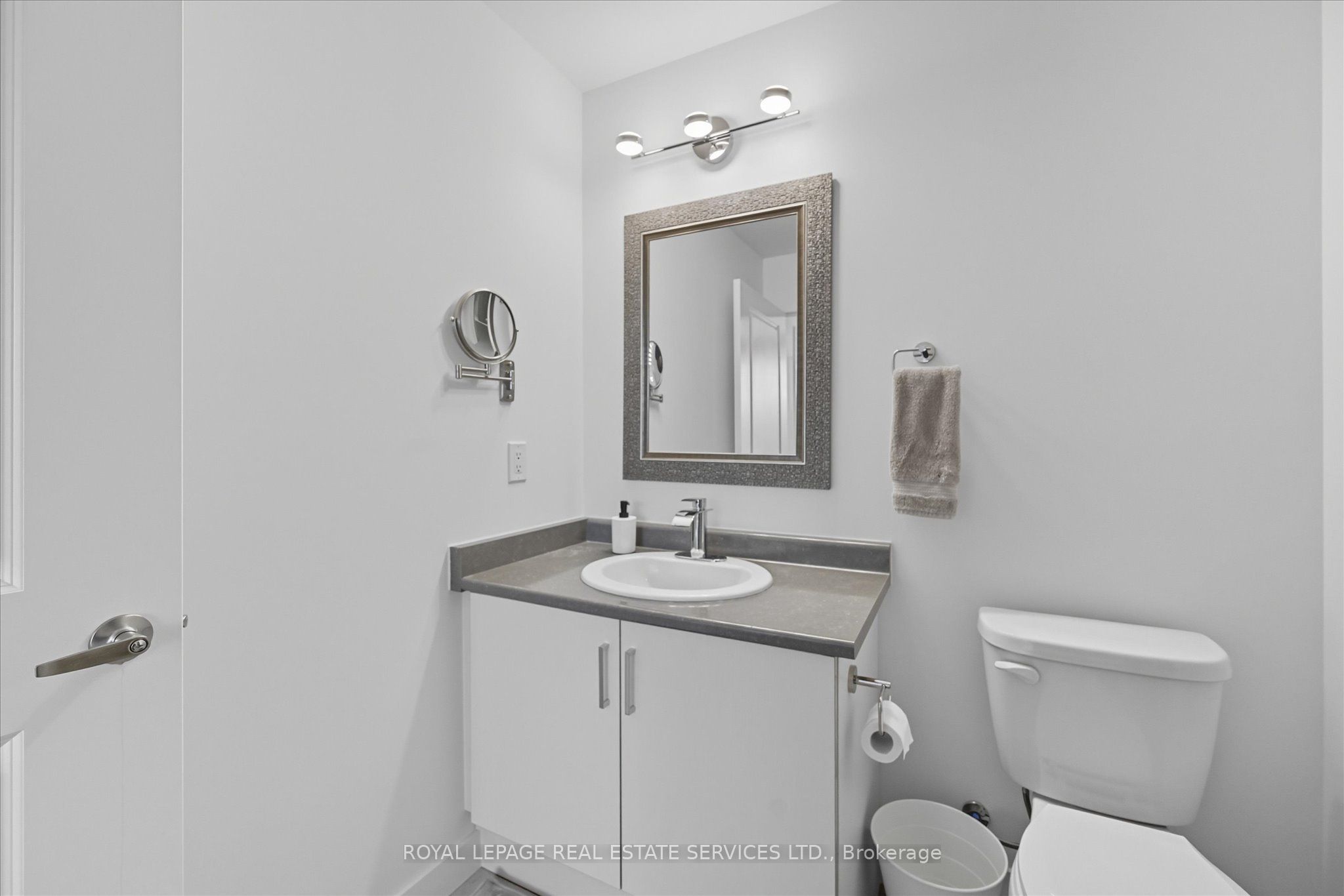 5055 Greenlane Road 113 Property Photo 26