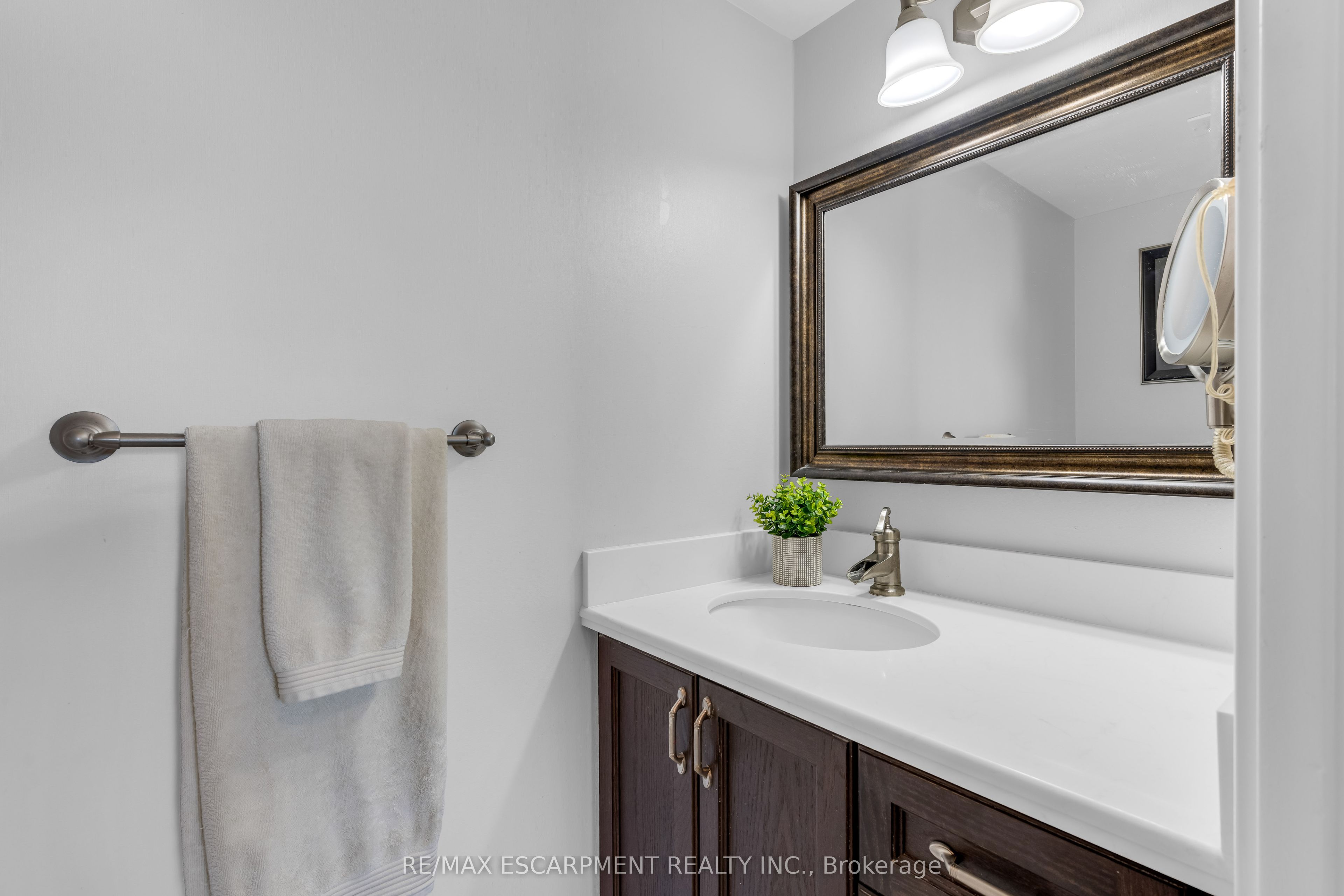 500 Green Road 1118 Property Photo 27