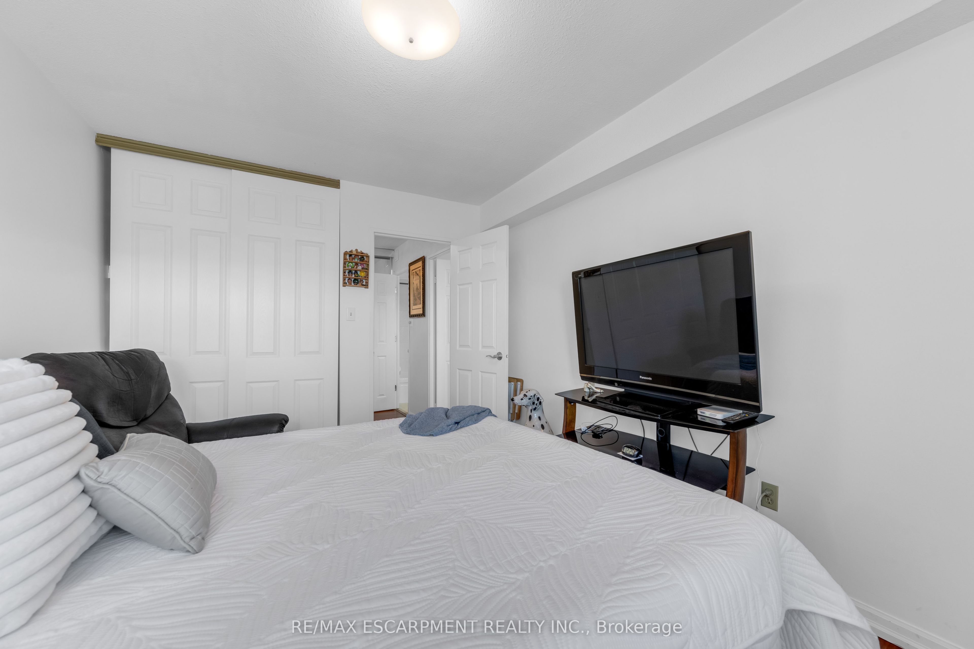 500 Green Road 1118 Property Photo 31