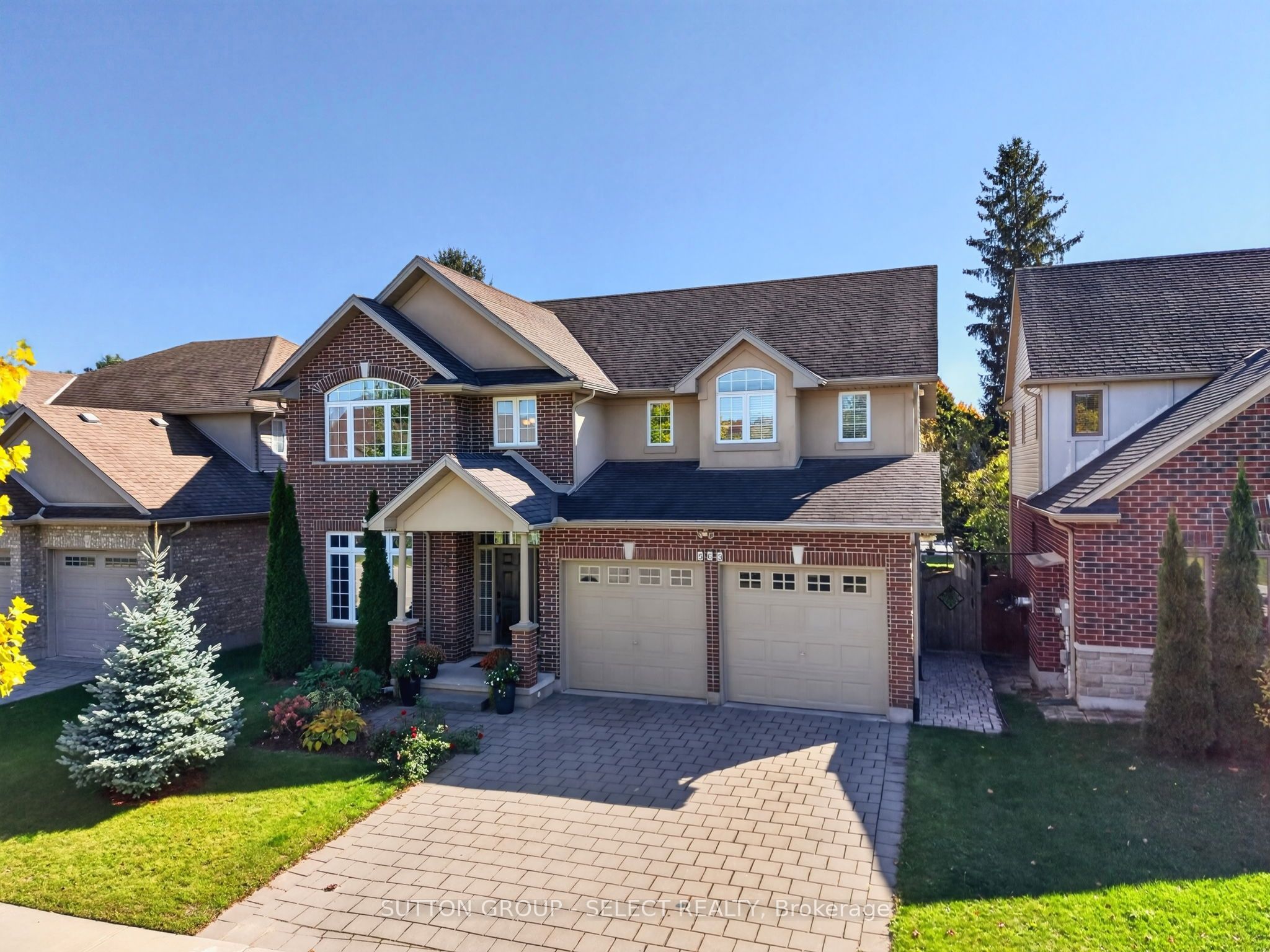 563 Firefly Drive Property Photo 1