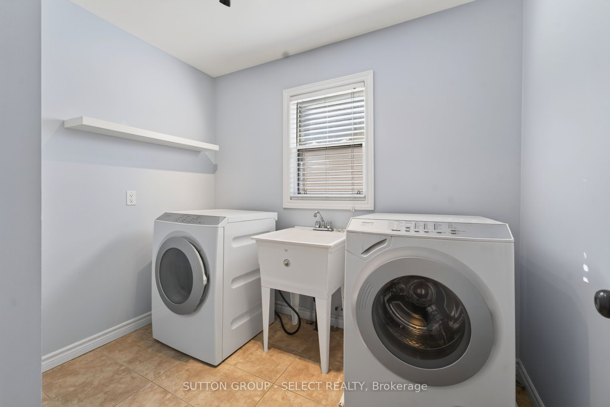 563 Firefly Drive Property Photo 37