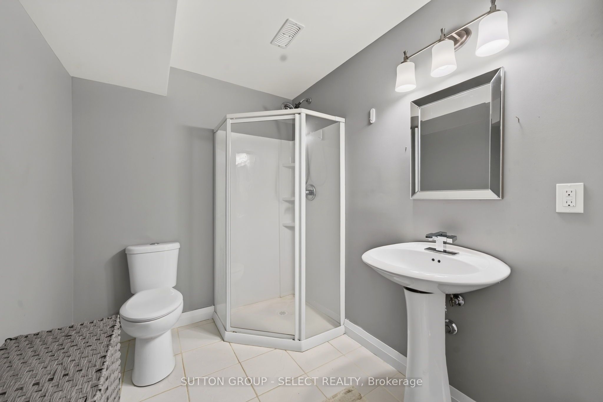 563 Firefly Drive Property Photo 44