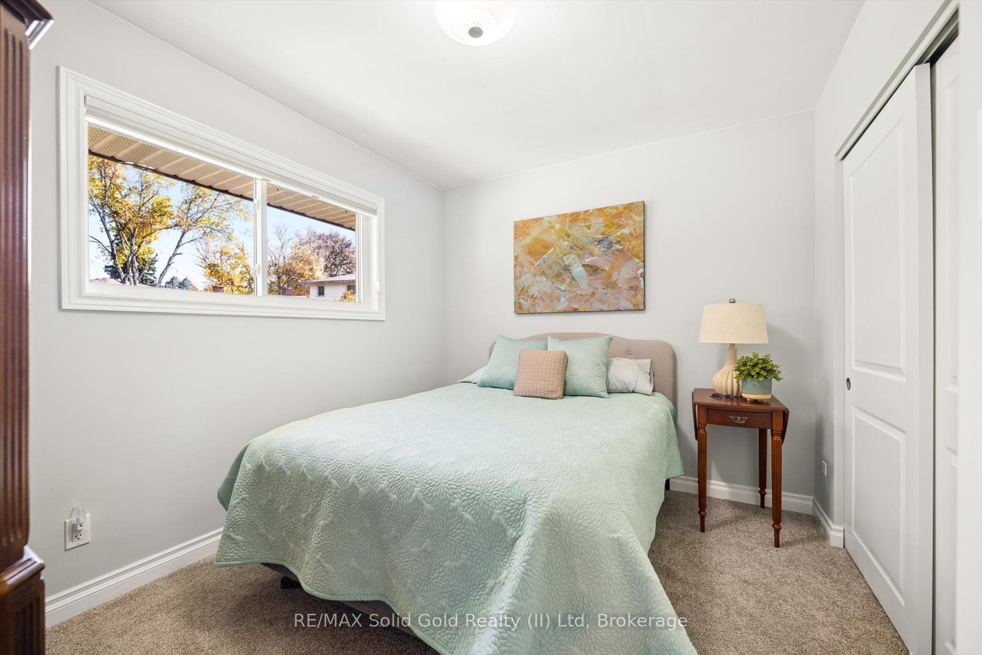 18 Evelyn Crescent Property Photo 14