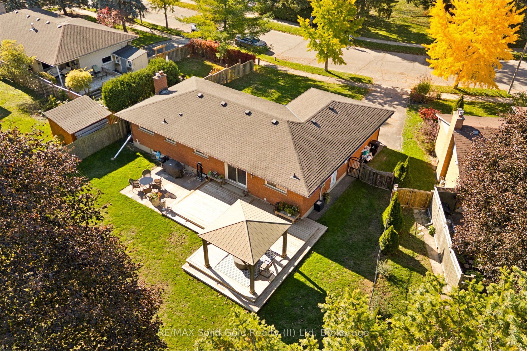 18 Evelyn Crescent Property Photo 33