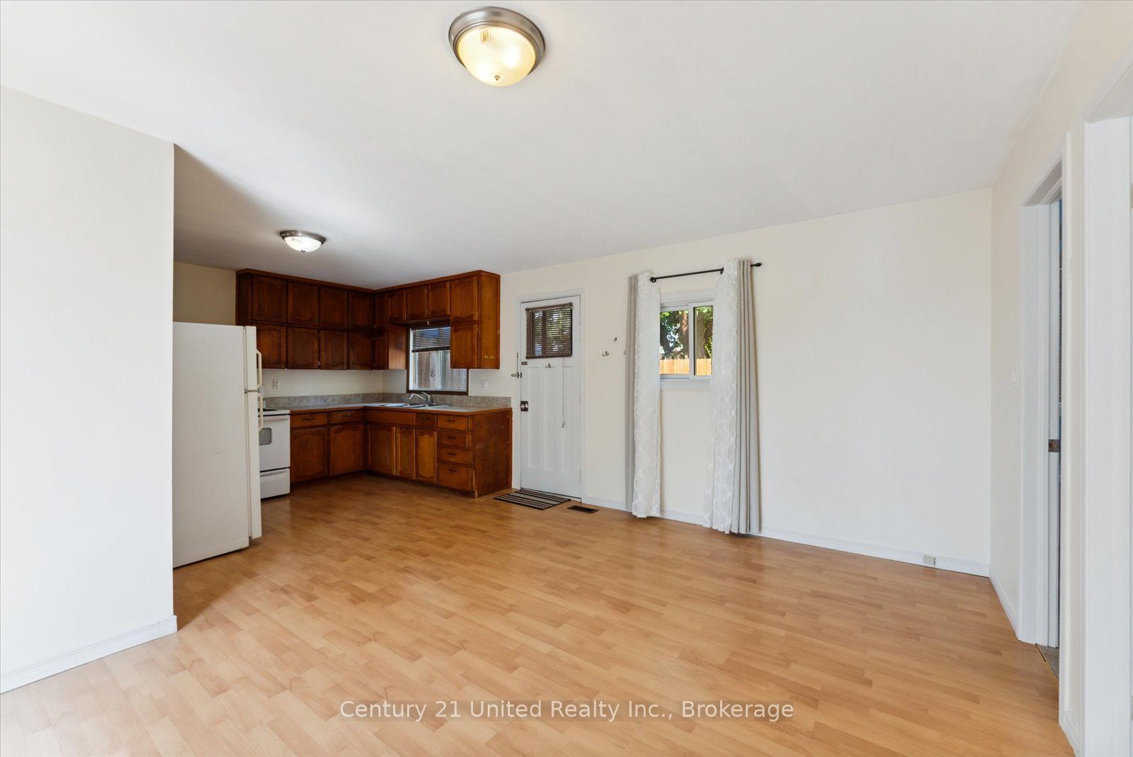 556 Edison Avenue B Property Photo 6