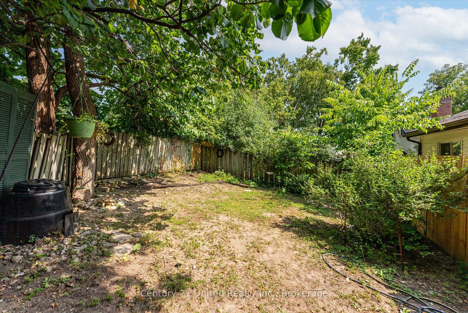 556 Edison Avenue B Property Photo 23
