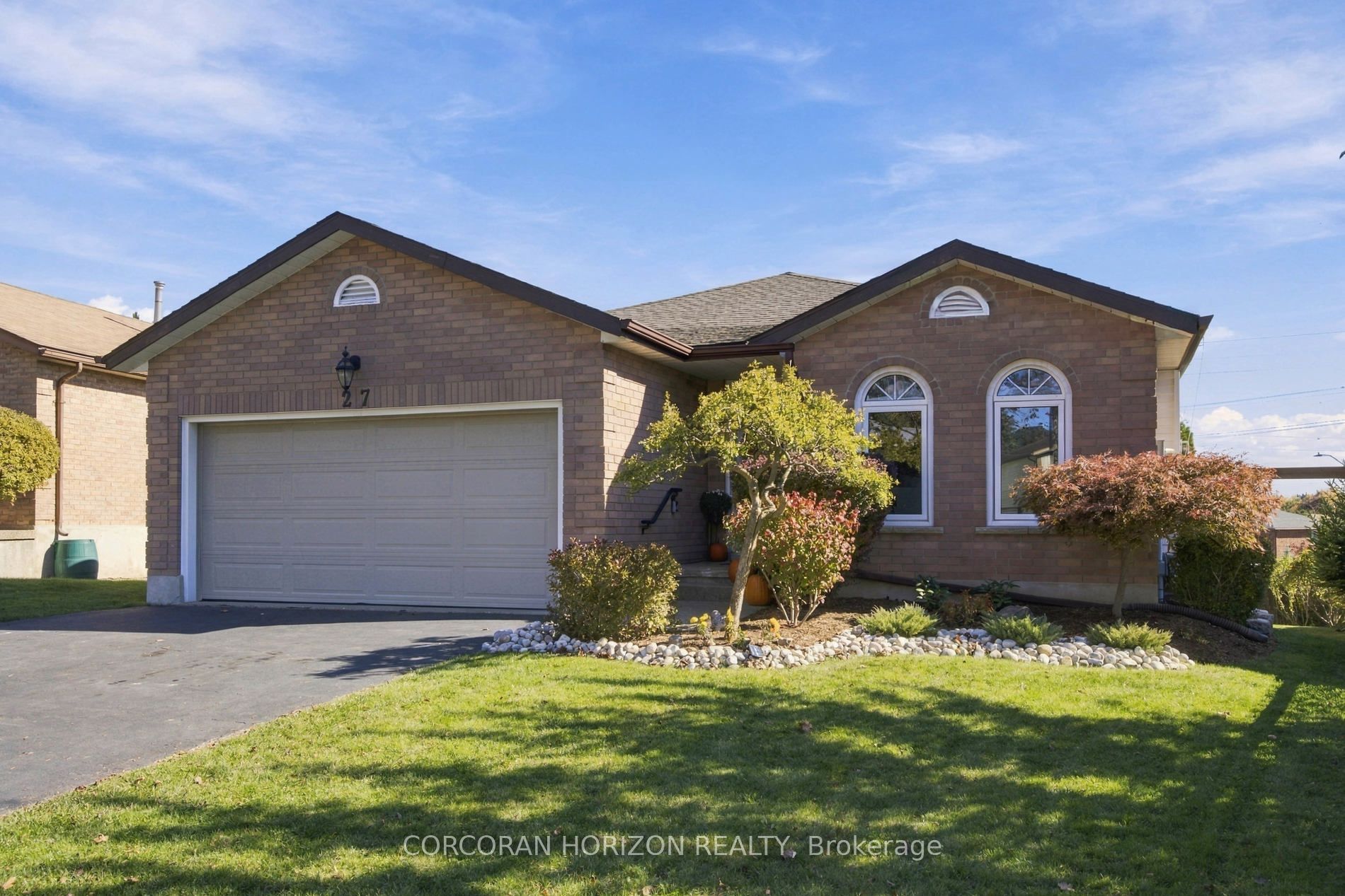 27 Costain Court Property Photo 1