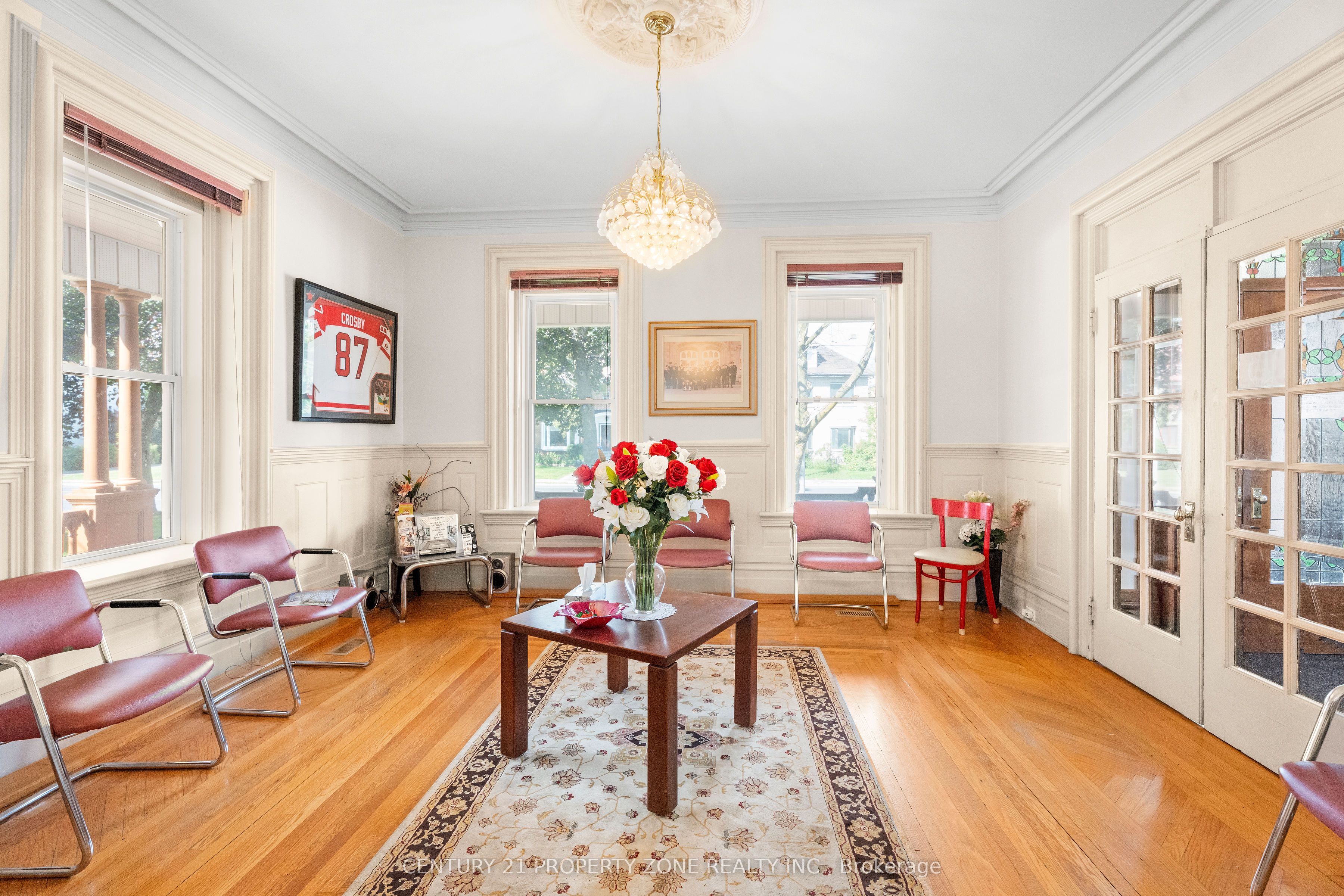 436 Second Street E Property Photo 18