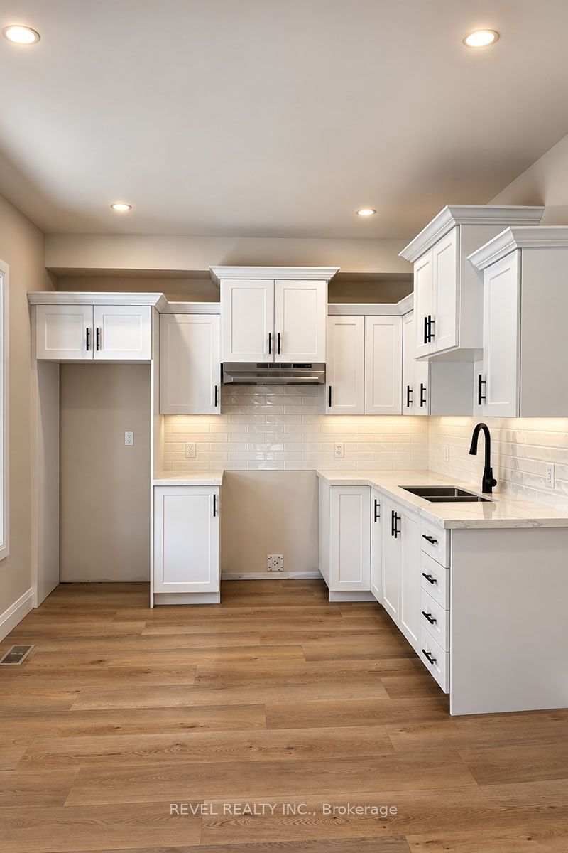 160 Catharine Avenue 1 Property Photo 2