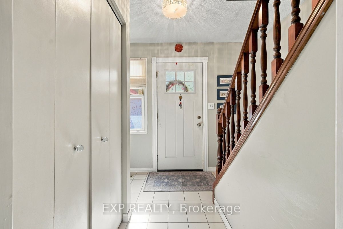 147 Walmer Gardens Property Photo 4