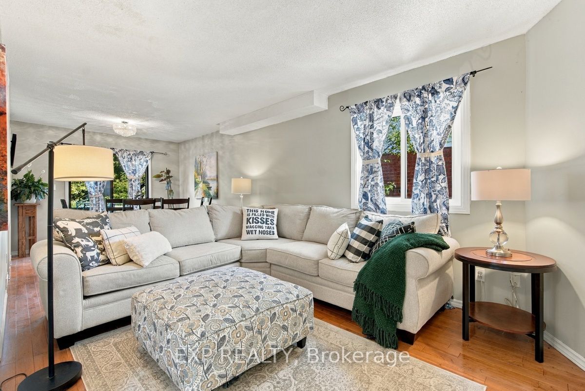 147 Walmer Gardens Property Photo 7