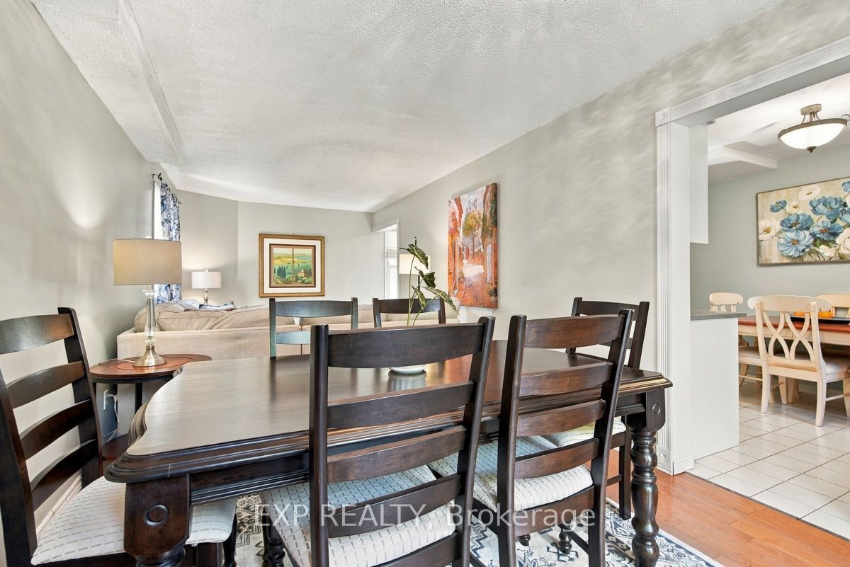 147 Walmer Gardens Property Photo 13