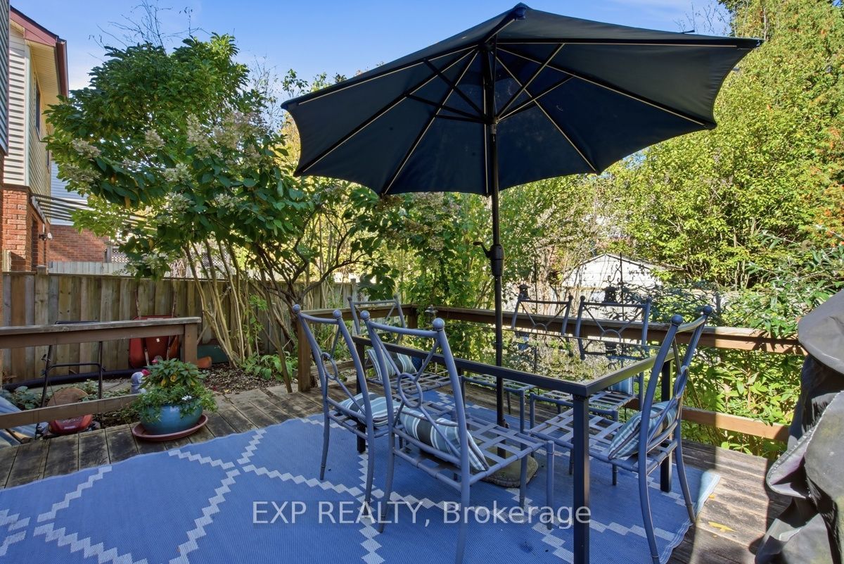 147 Walmer Gardens Property Photo 30