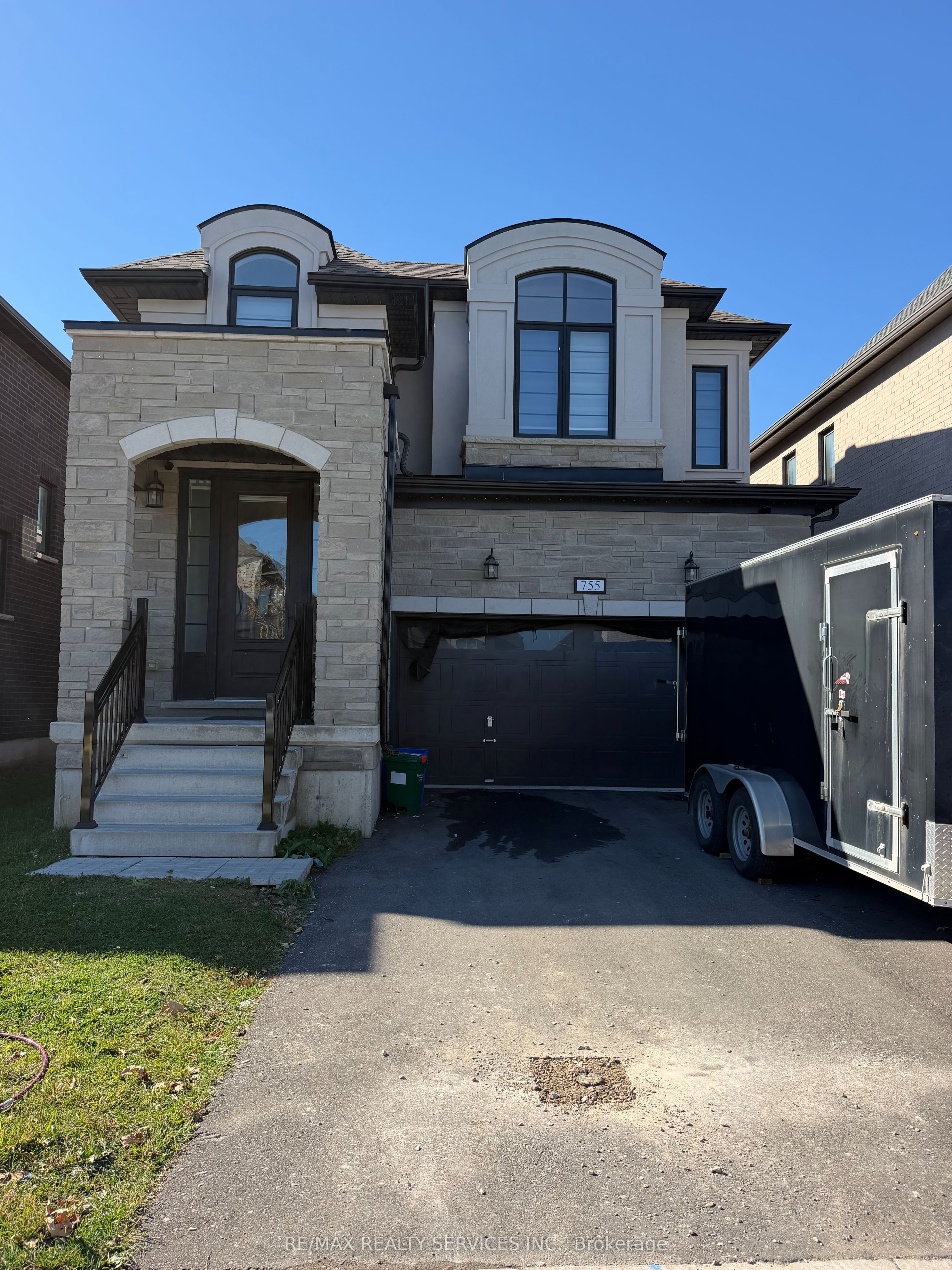 755 Sobeski Avenue Property Photo 1