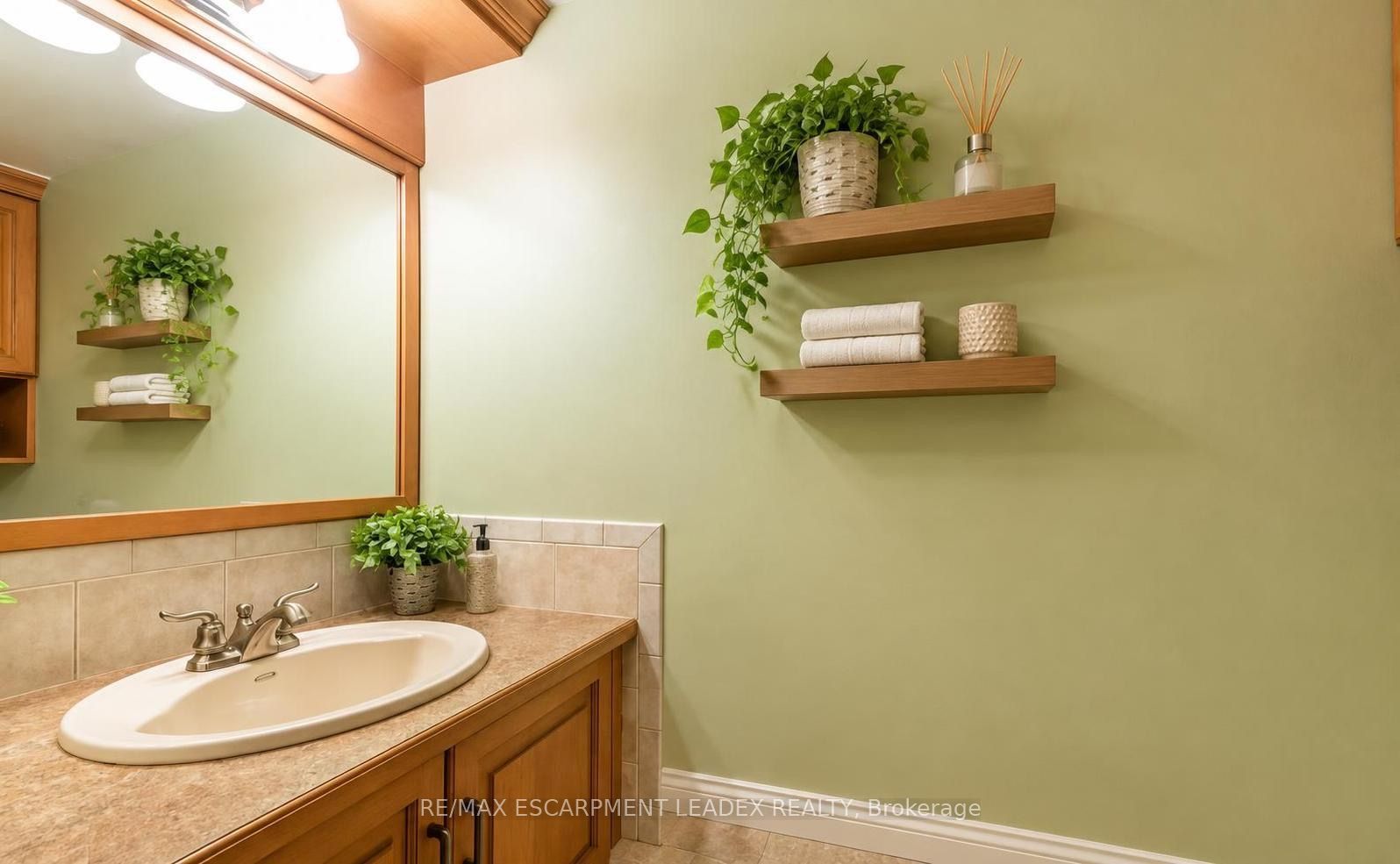 500 Green Road 705 Property Photo 7