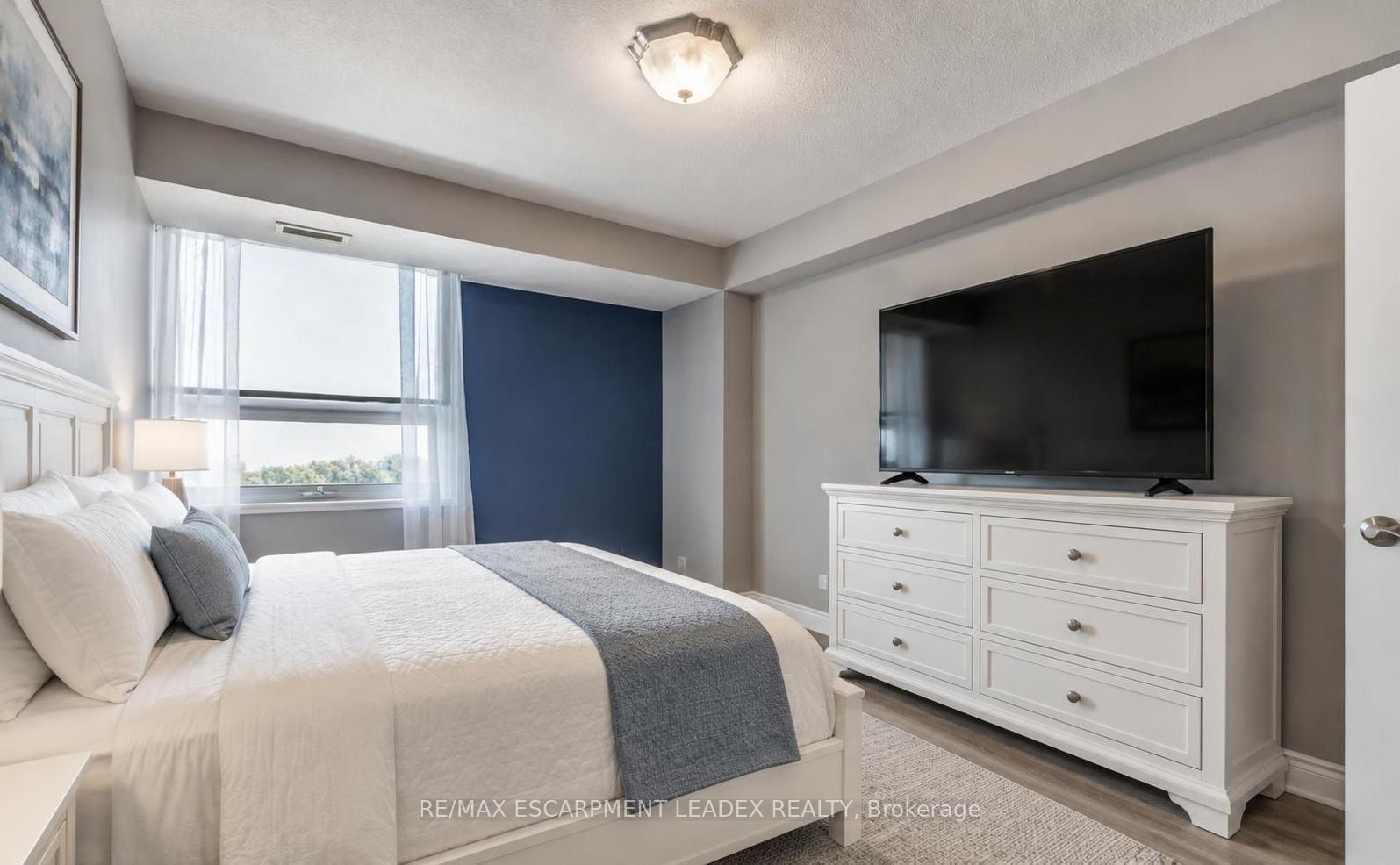 500 Green Road 705 Property Photo 9