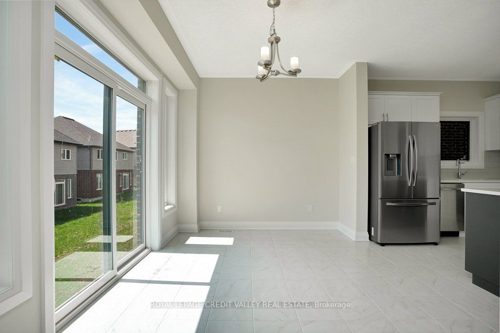 375 Chokecherry Crescent Property Photo 10