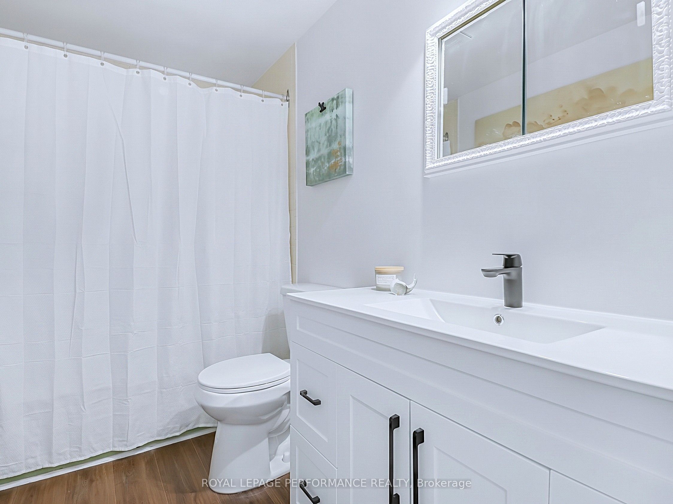 2376 Rondel Street S Property Photo 19