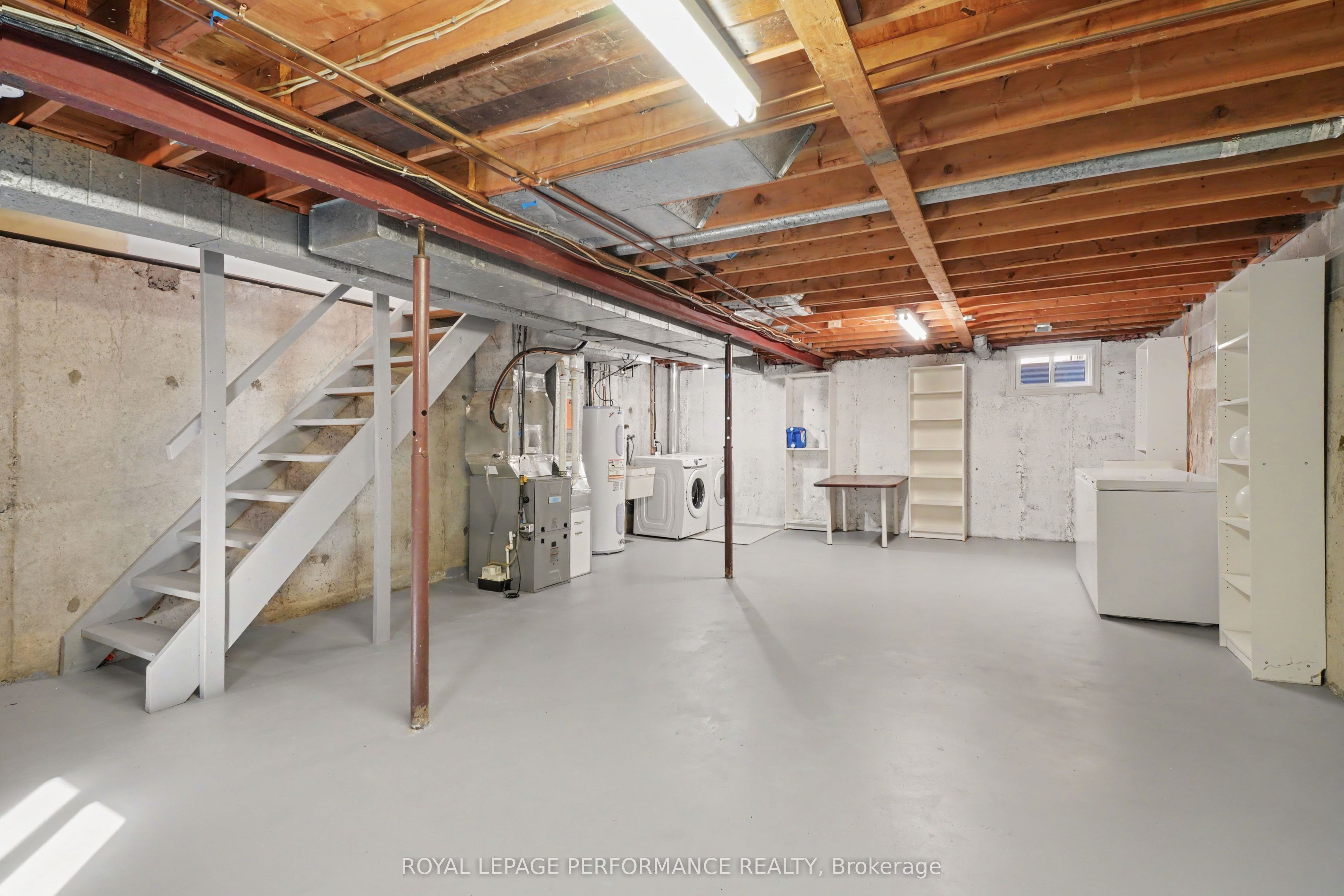2376 Rondel Street S Property Photo 25