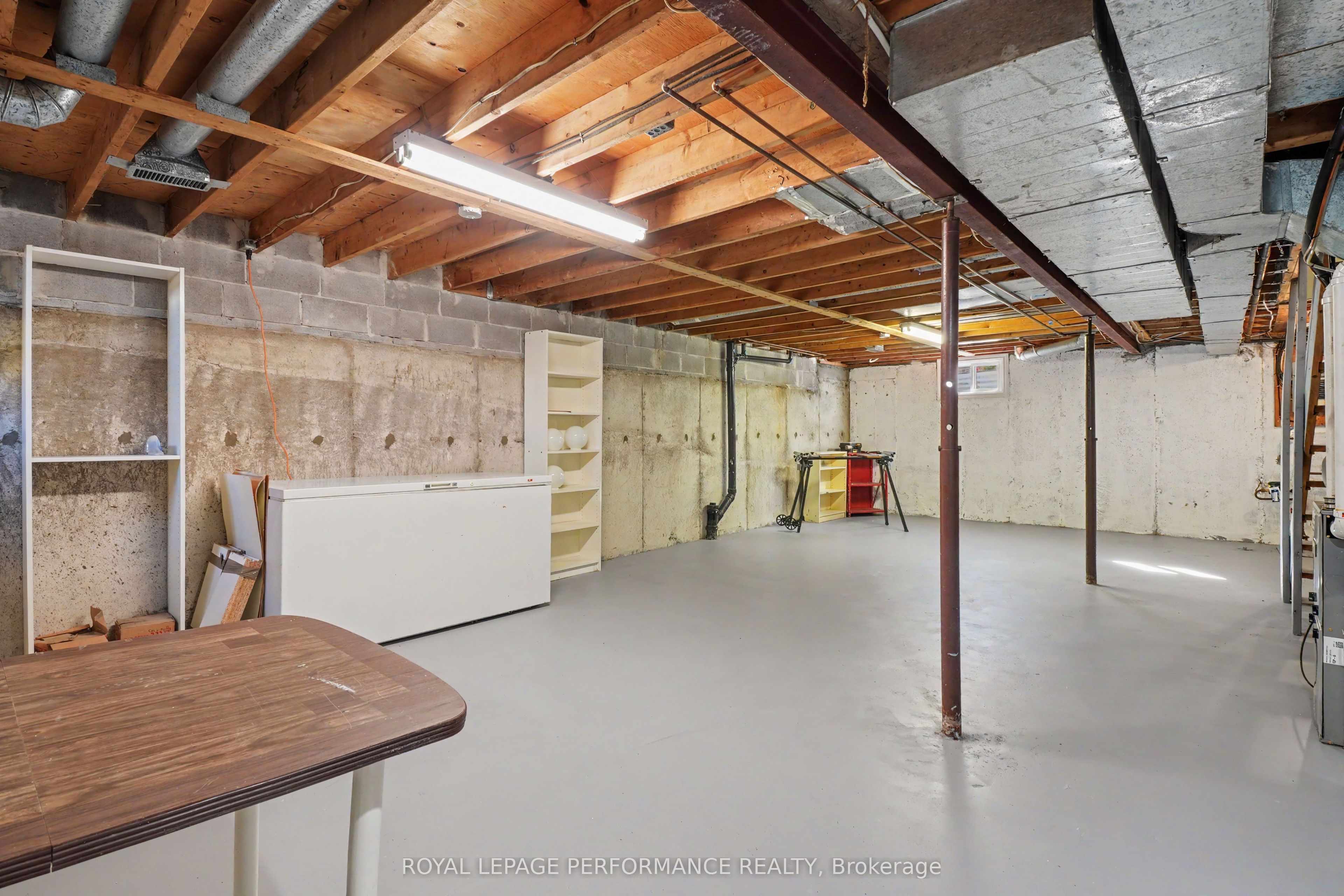 2376 Rondel Street S Property Photo 27
