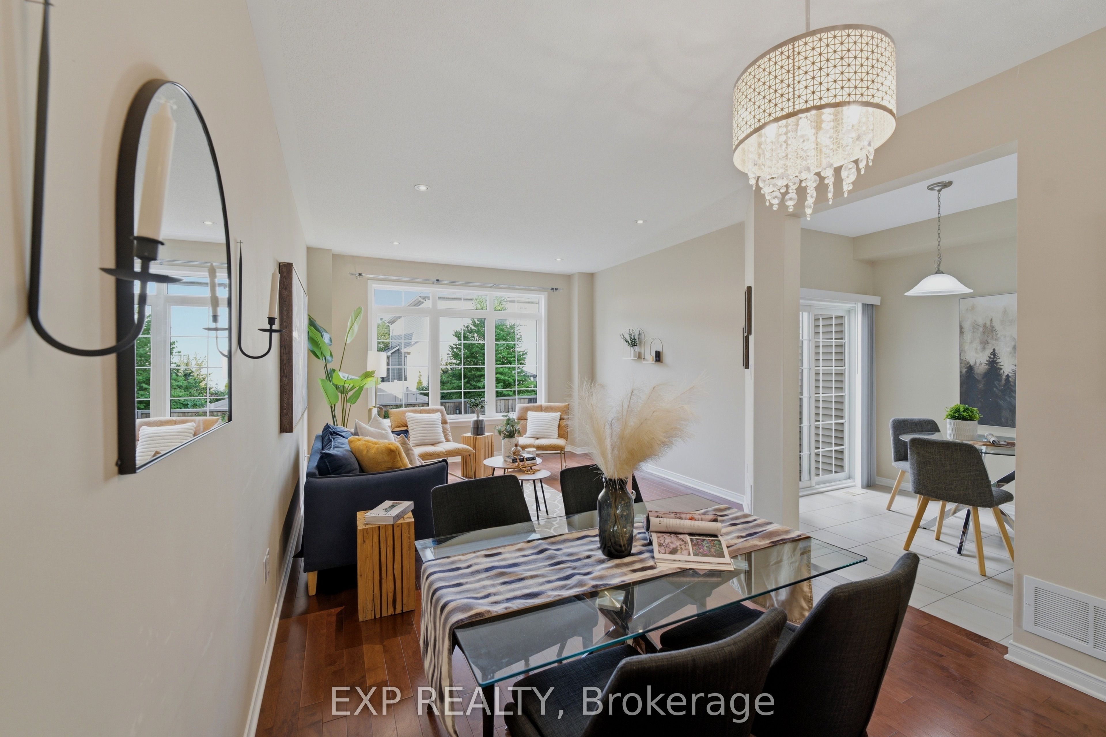 118 Laramie Crescent Property Photo 11