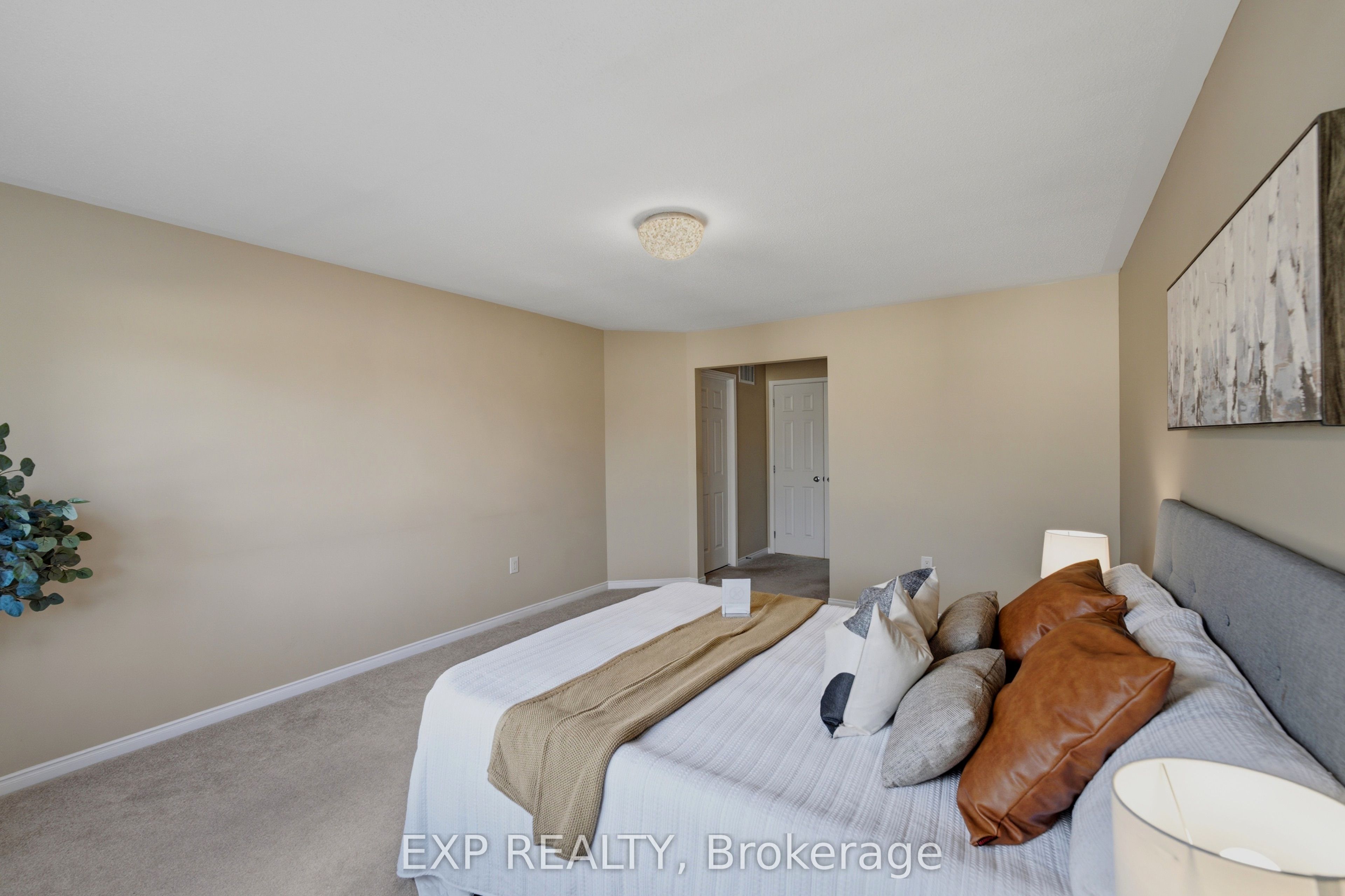 118 Laramie Crescent Property Photo 21