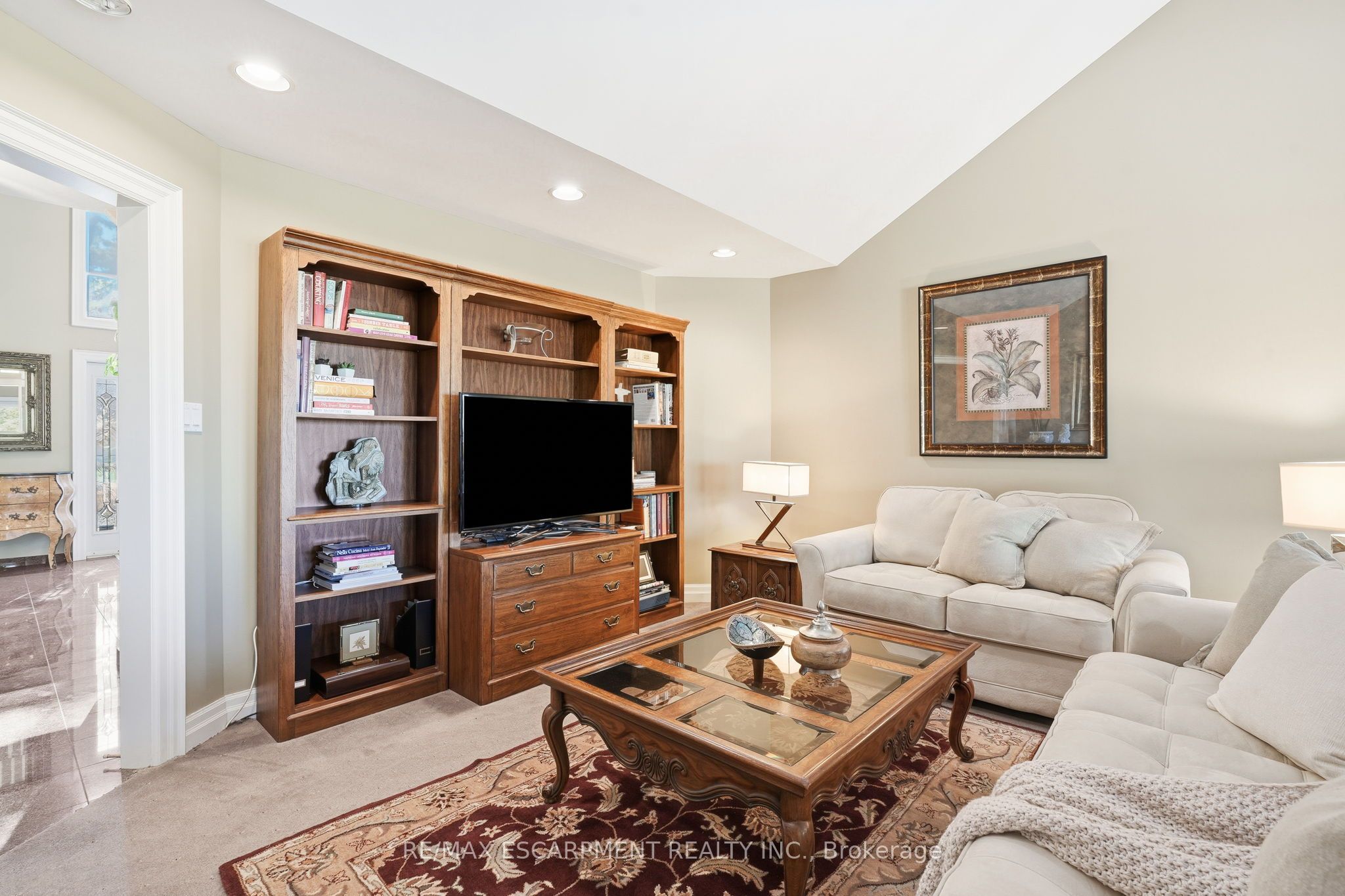 22 Burt Court Property Photo 8