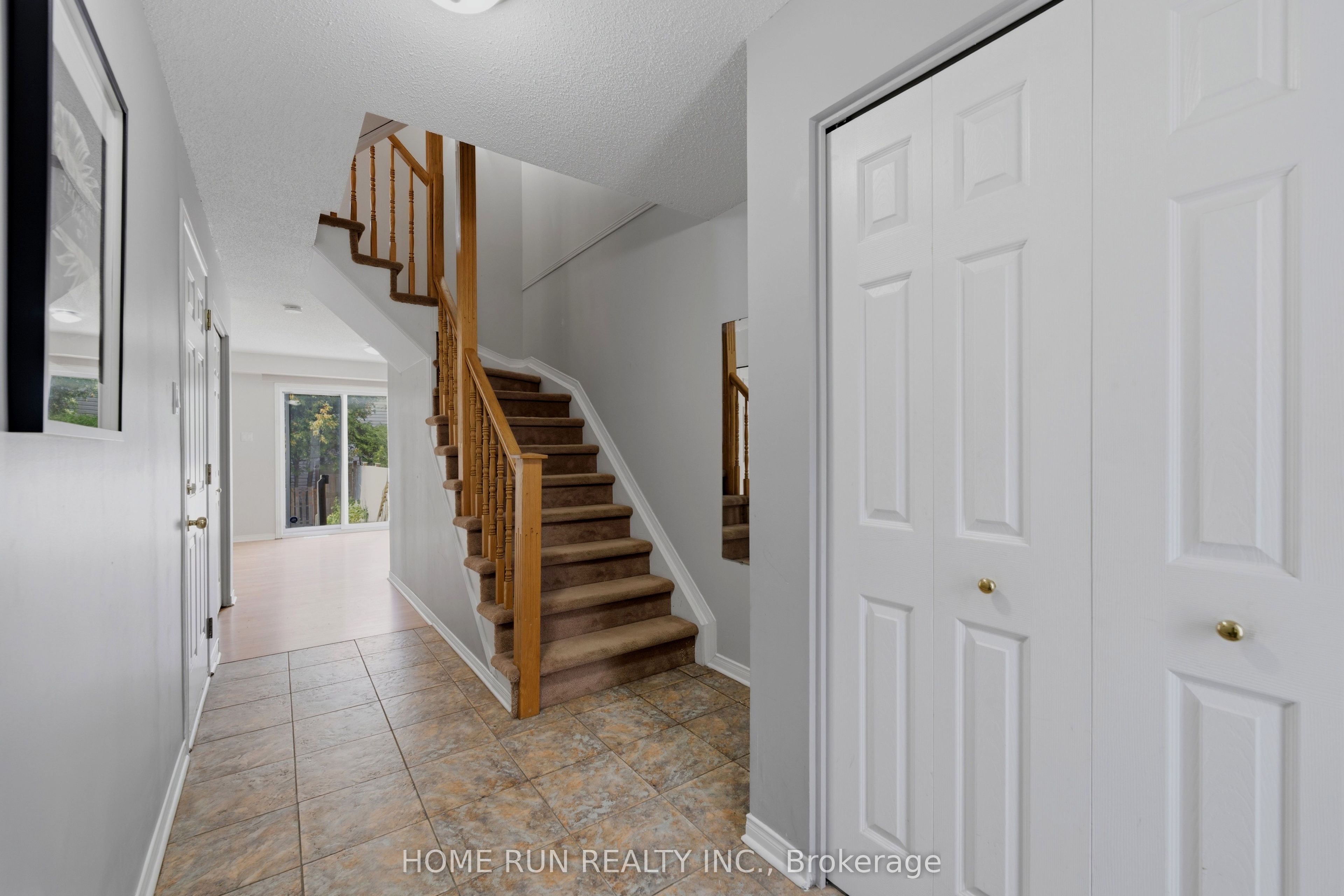 2632 Palings Private Property Photo 3