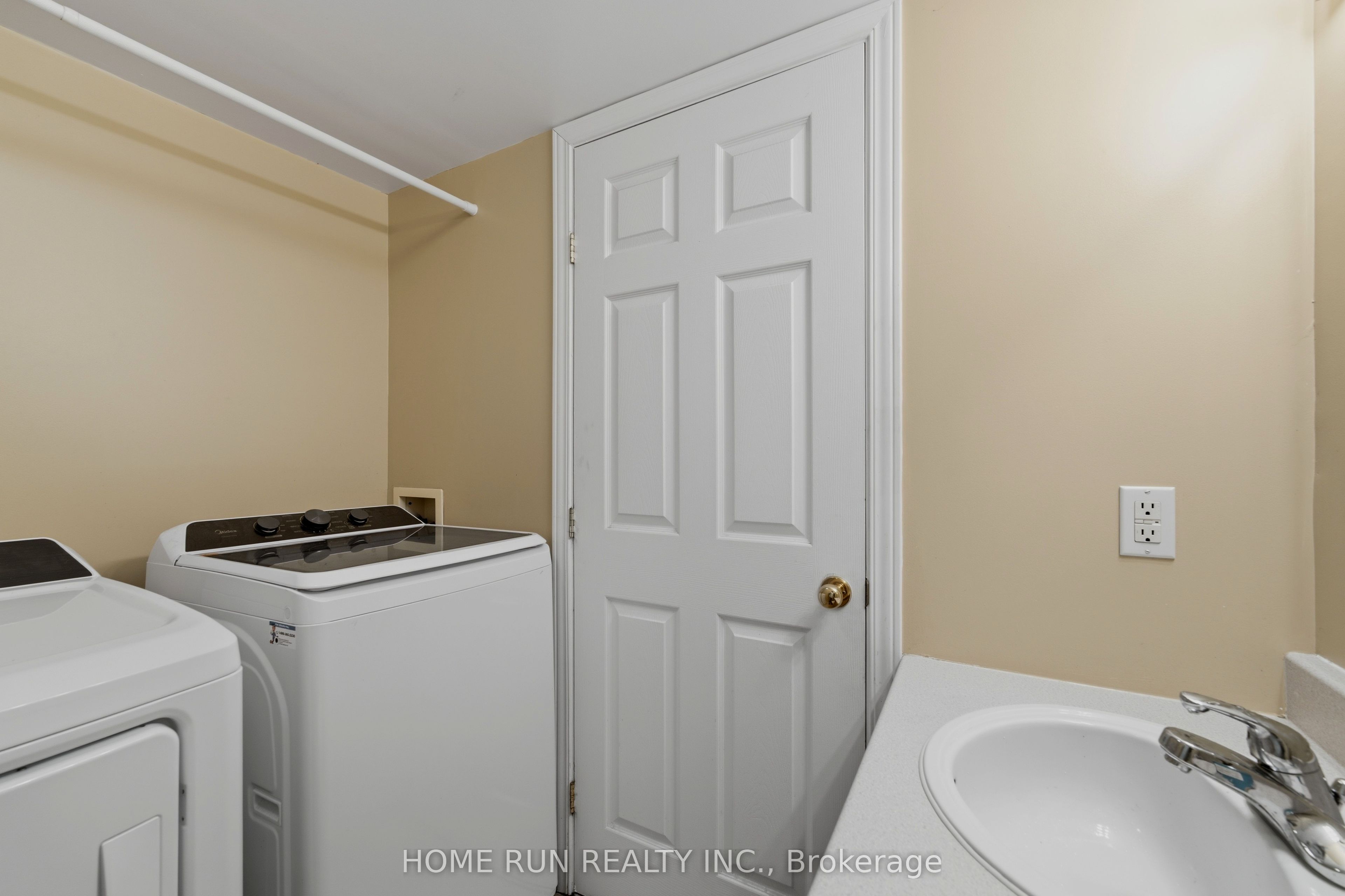 2632 Palings Private Property Photo 10