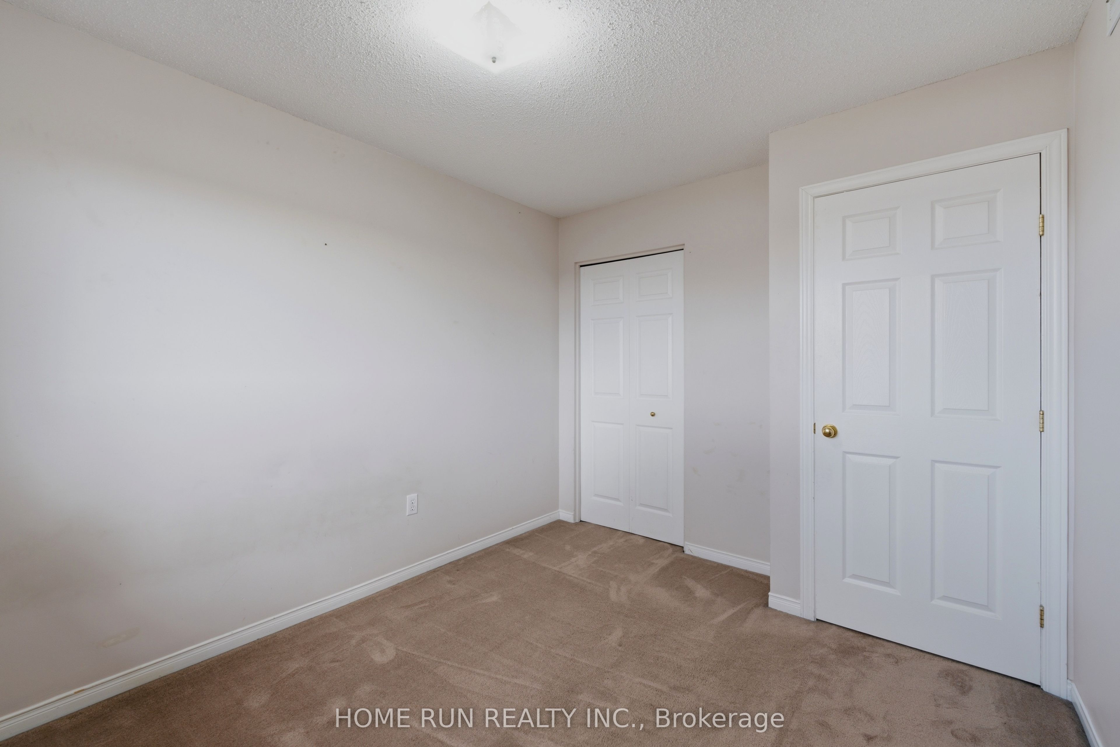 2632 Palings Private Property Photo 33