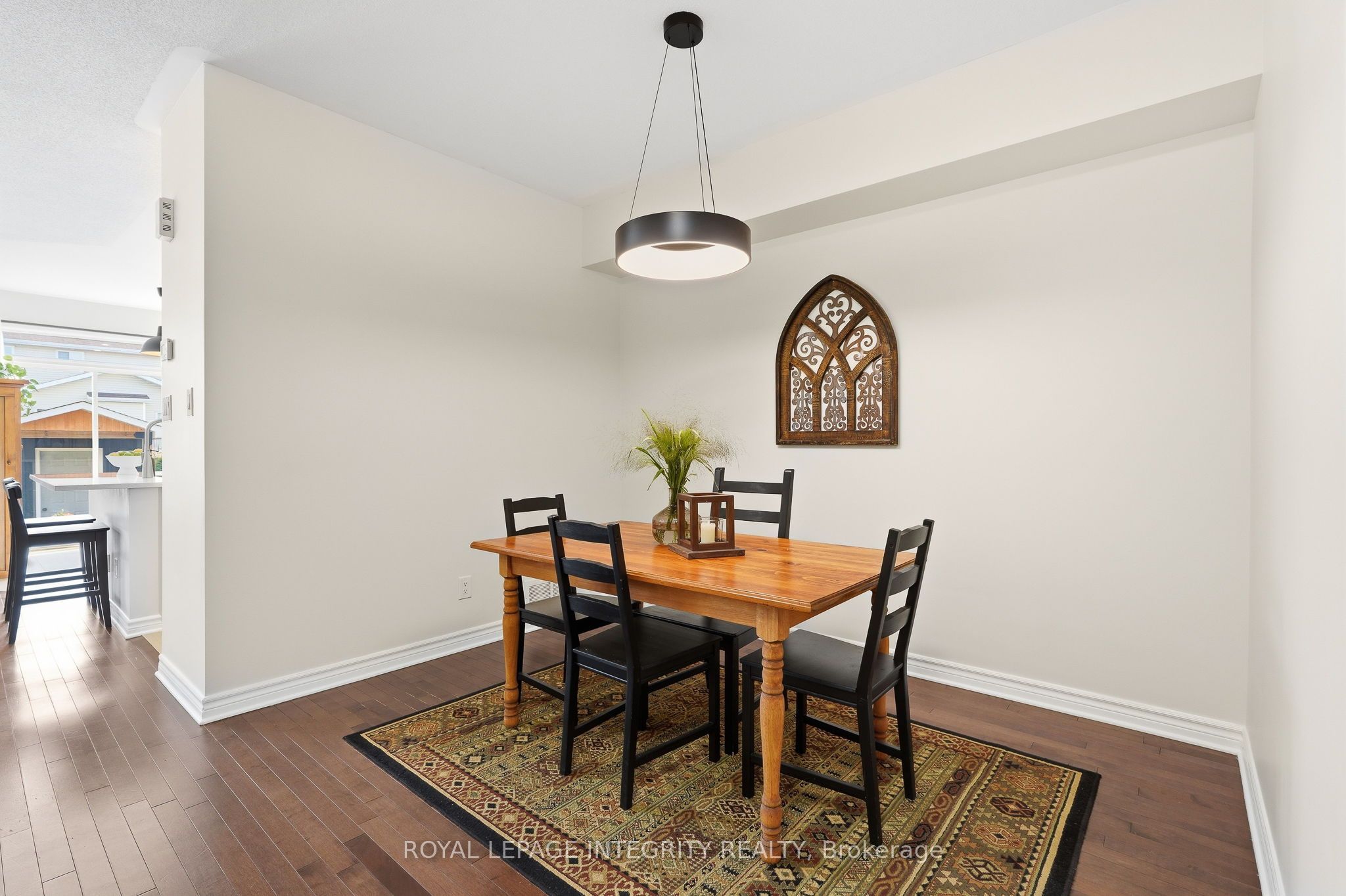 427 Sultan Street Property Photo 5