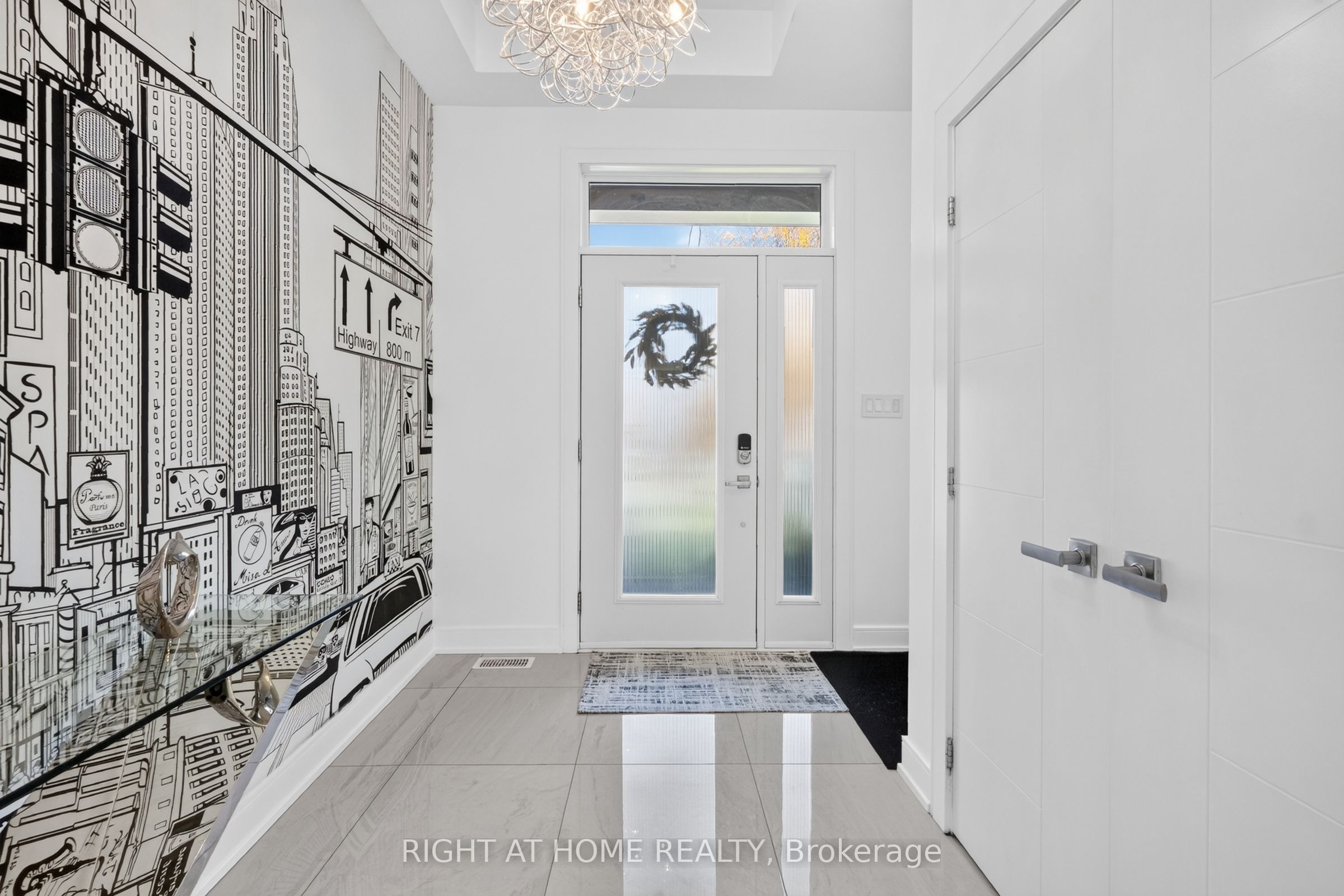 420 Athlone Avenue Property Photo 3