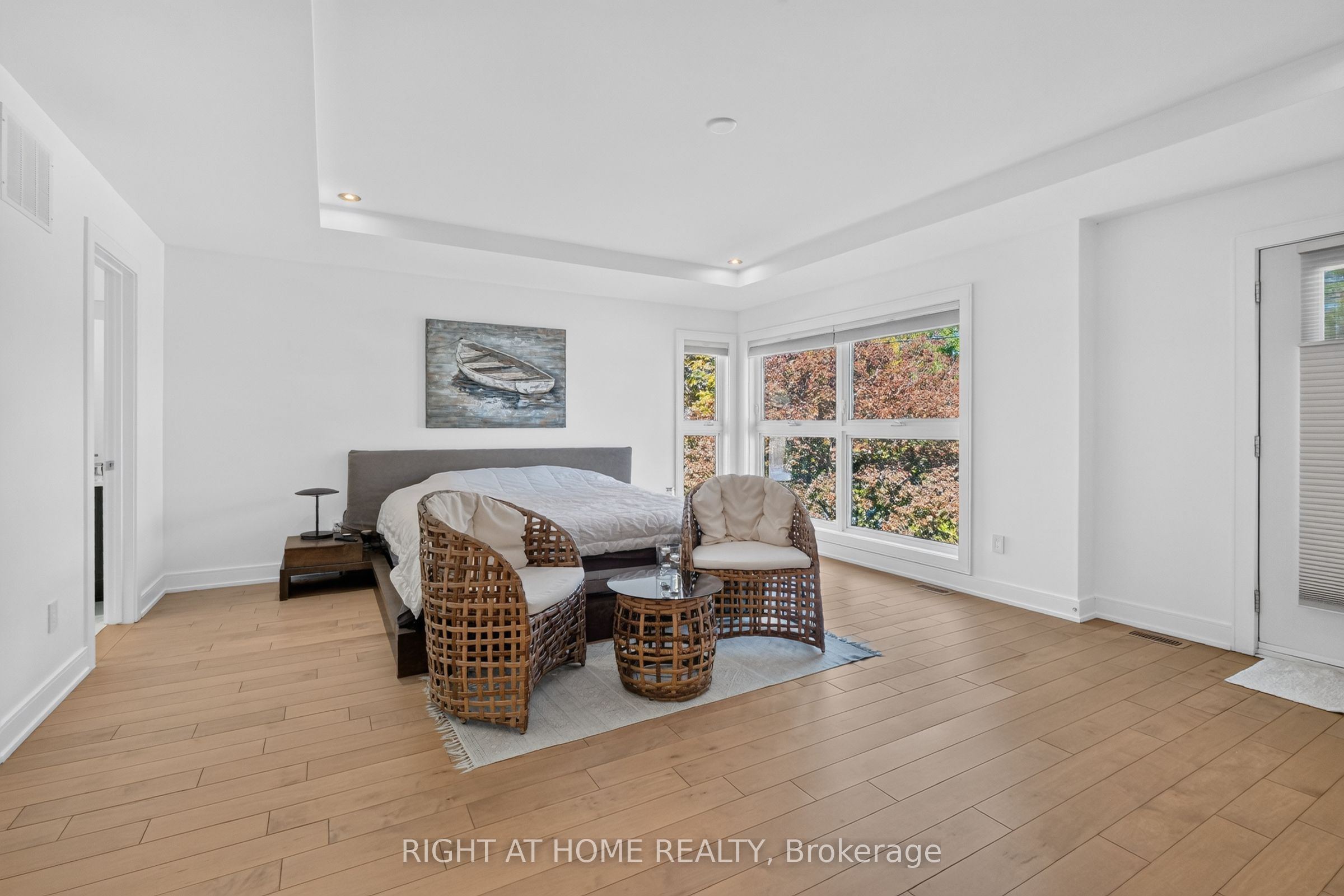 420 Athlone Avenue Property Photo 34