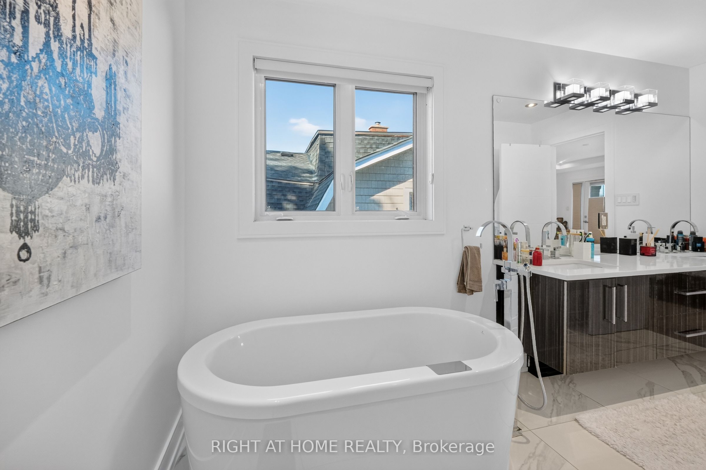 420 Athlone Avenue Property Photo 39