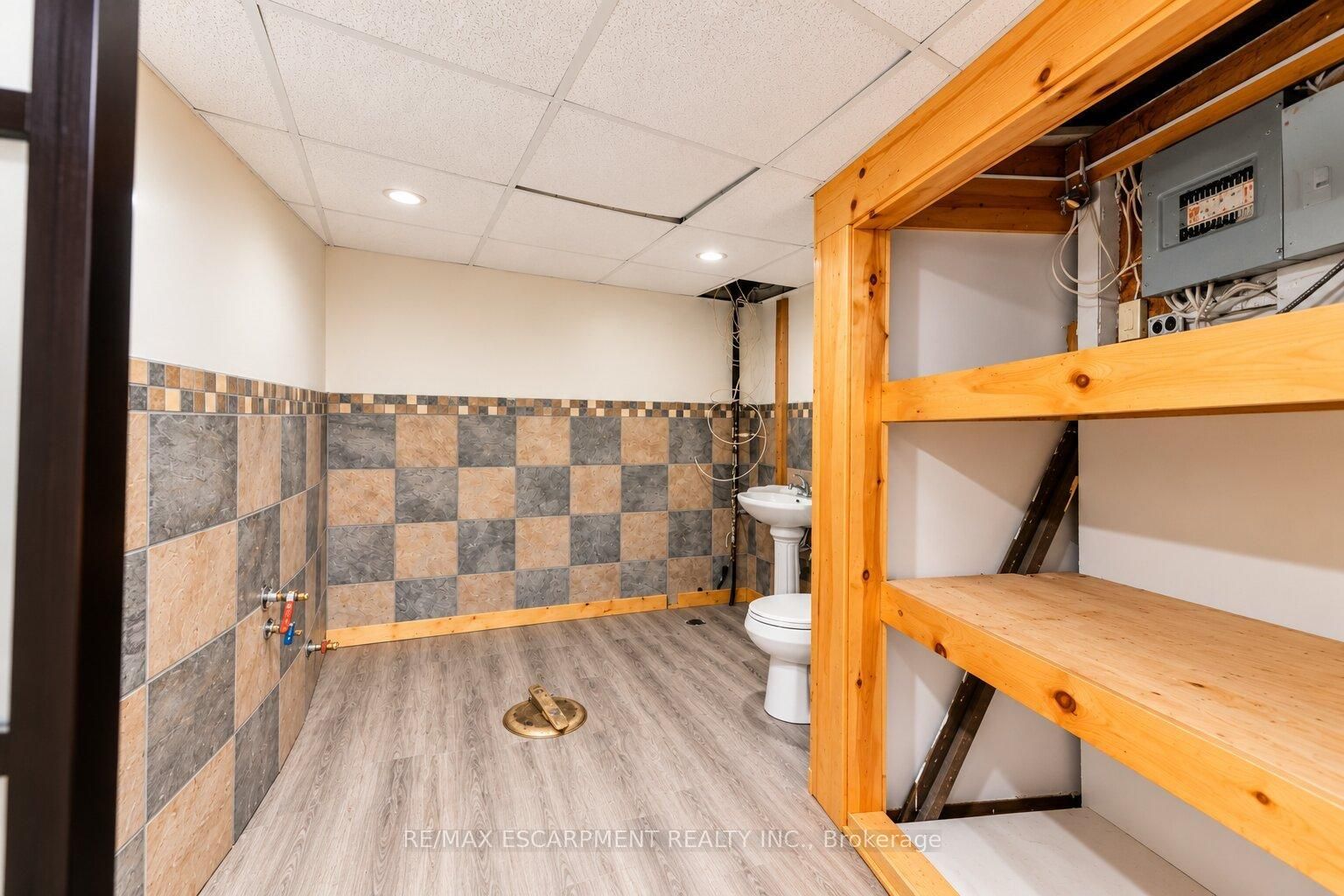 28 Shadyside Avenue Property Photo 30