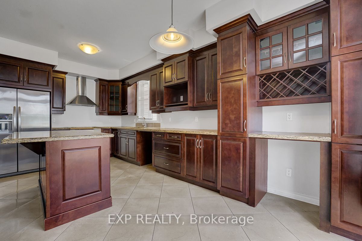 217 Claridge Drive Property Photo 25