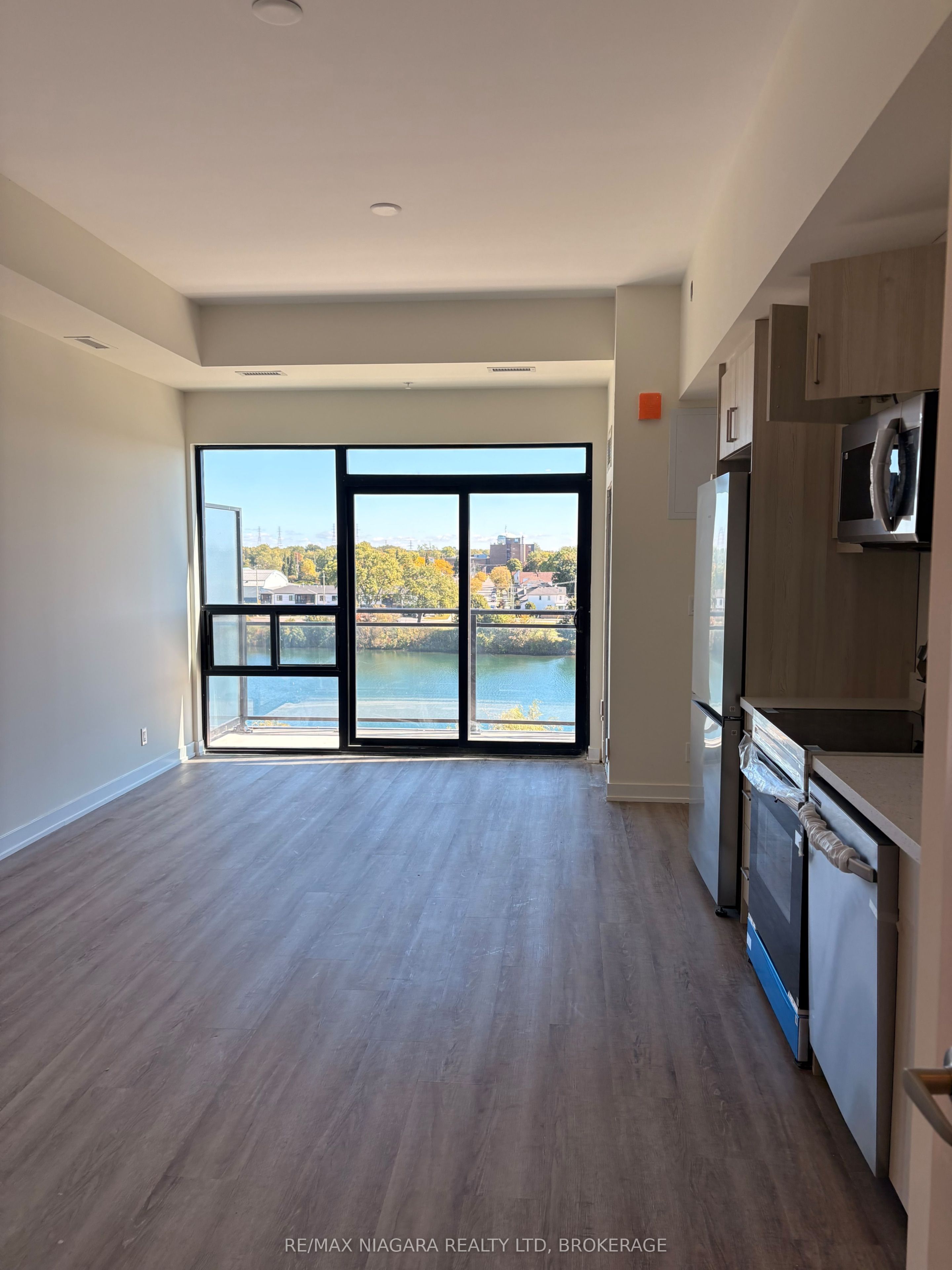 350 Prince Charles Drive S Property Photo 1