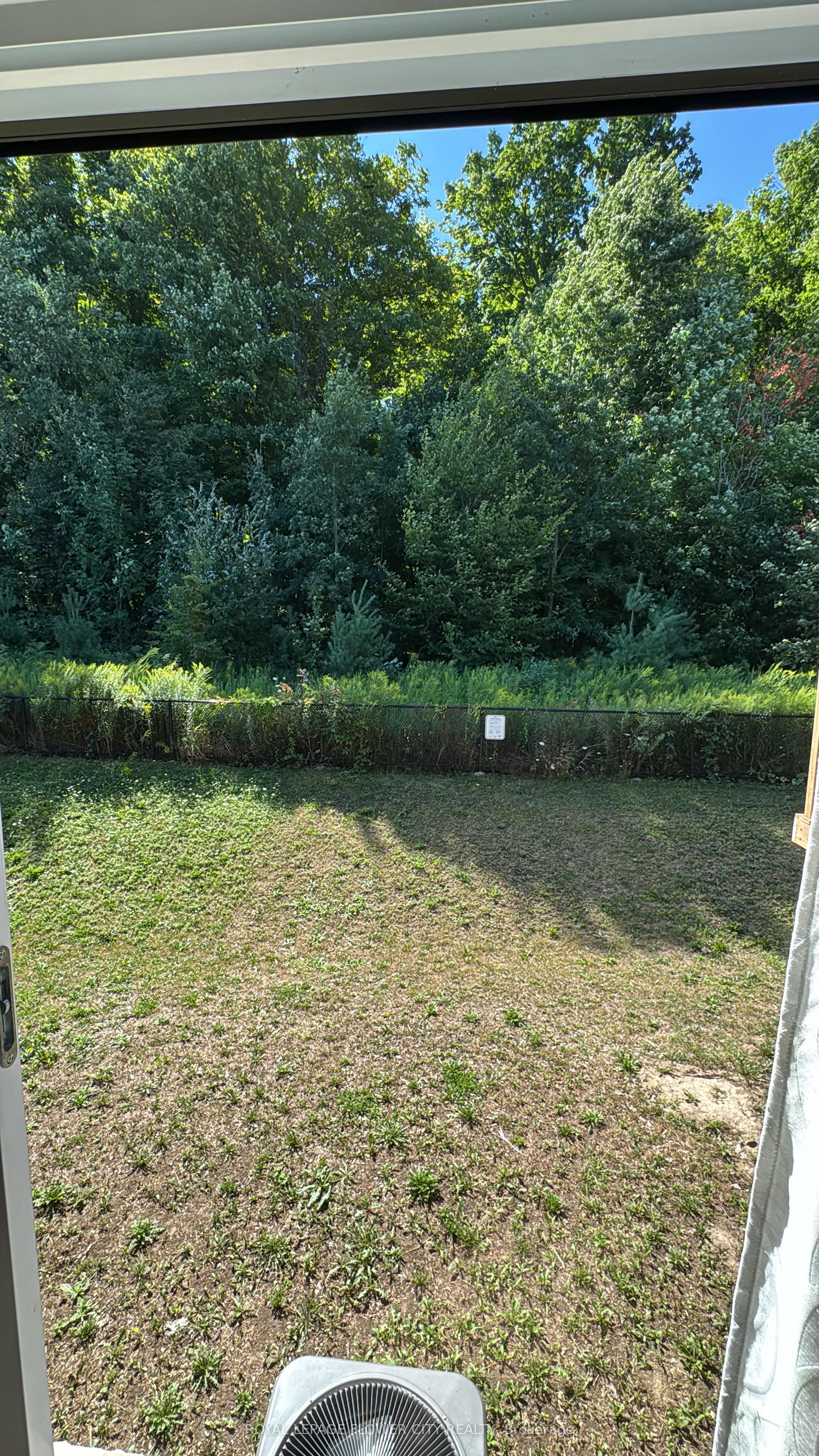 928 Robert Ferrie Drive Property Photo 2