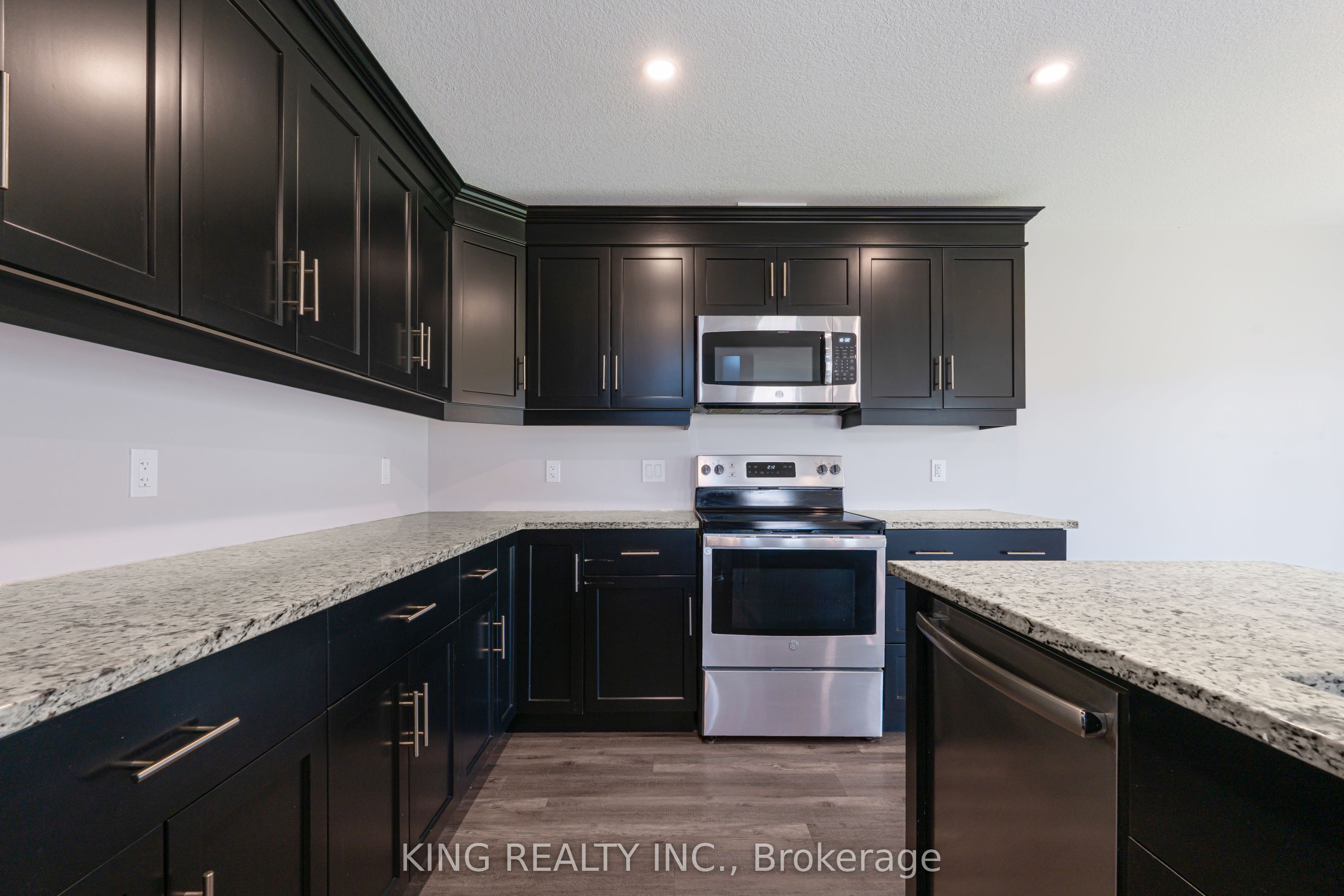 28 Minler Street 1 Property Photo 12