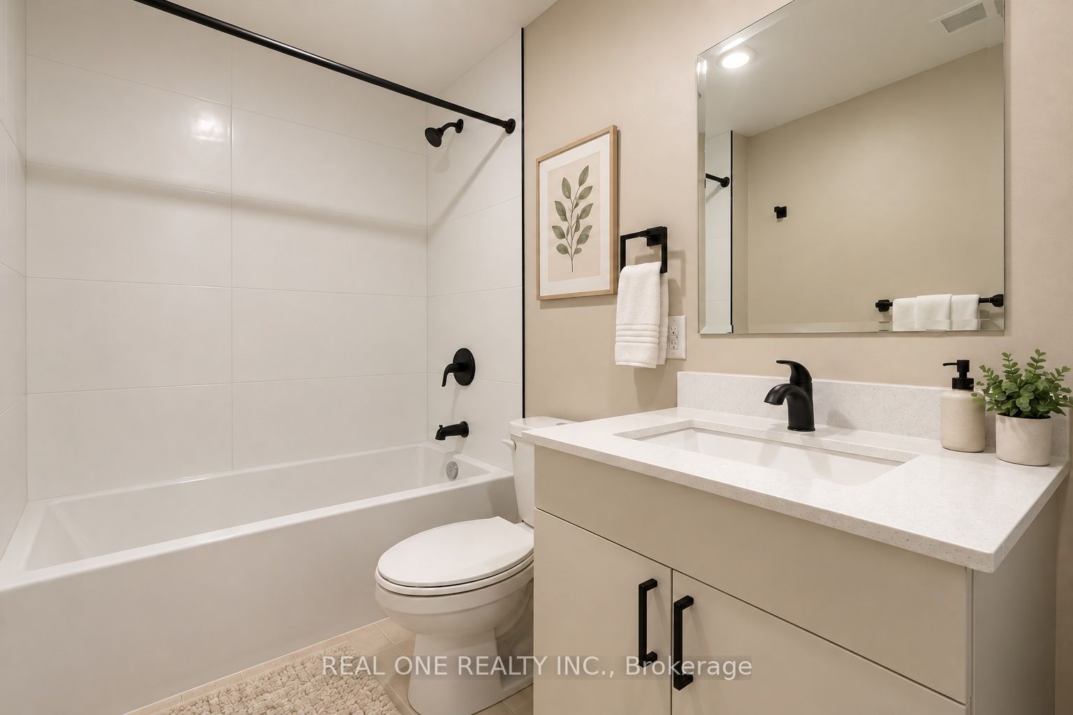 810 King Street W 404 Property Photo 34