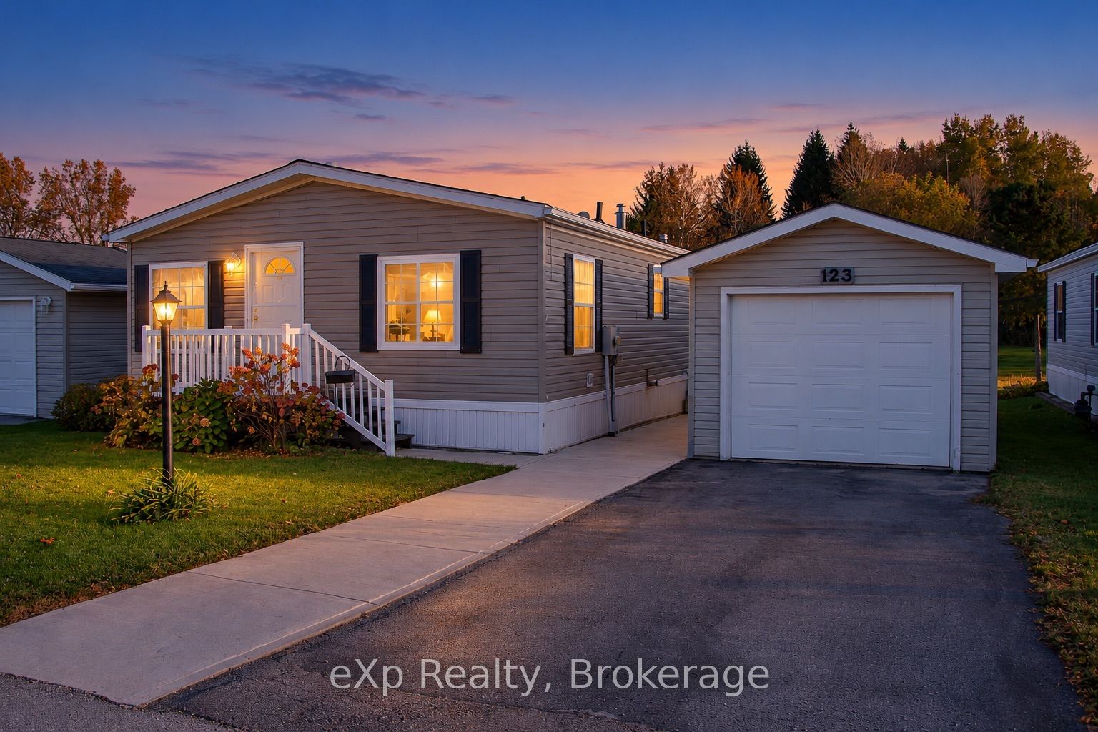 123 Rosewood Drive Property Photo 1
