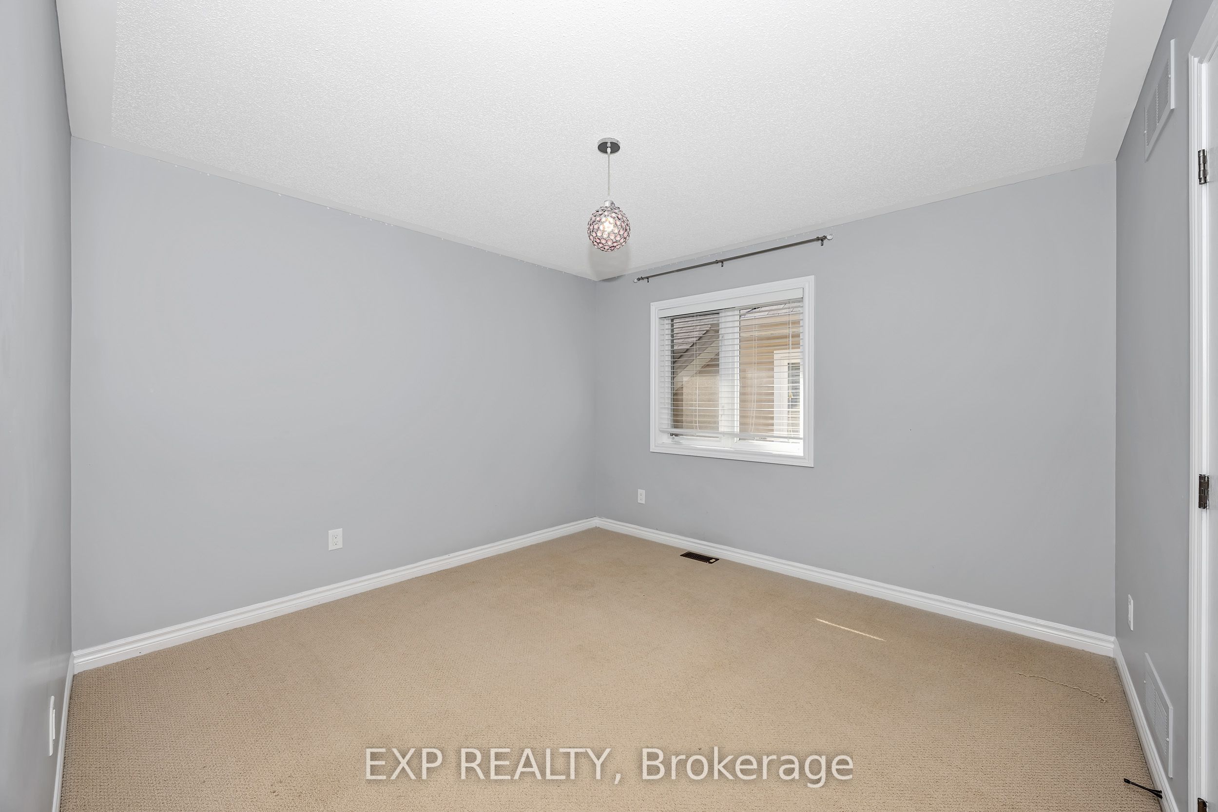 778 Bowercrest Crescent Property Photo 23